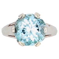 French 1950s 3.25 Carats Aquamarine 18 Karat White Gold Solitaire Ring French 1950s 3.25 Carats Aquamarine 18 Karat White Gold Solitaire Ring