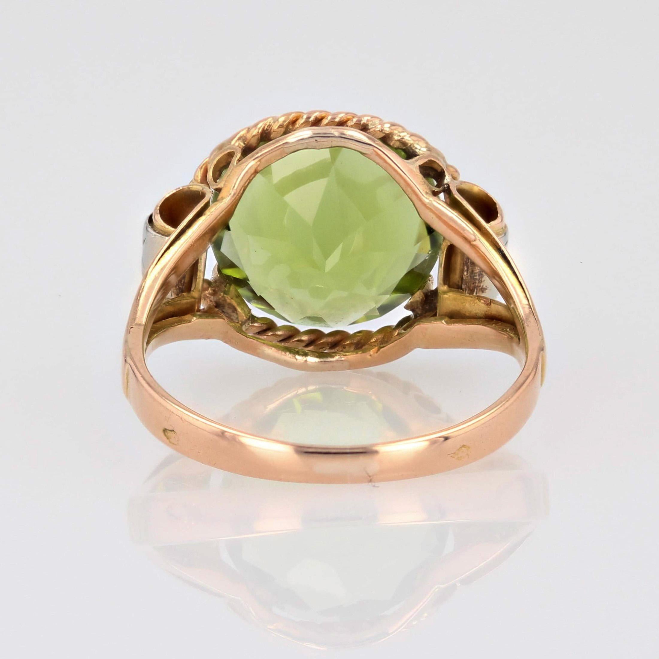 French 1950s 4.20 Carats Peridot 18 Karat Rose Gold Retro Ring For Sale 12