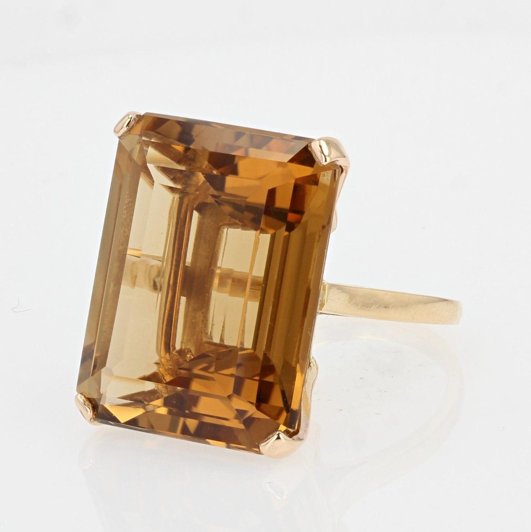 Retro French 1950s 45 Carat Citrine 18 Karat Yellow Gold Cocktail Ring