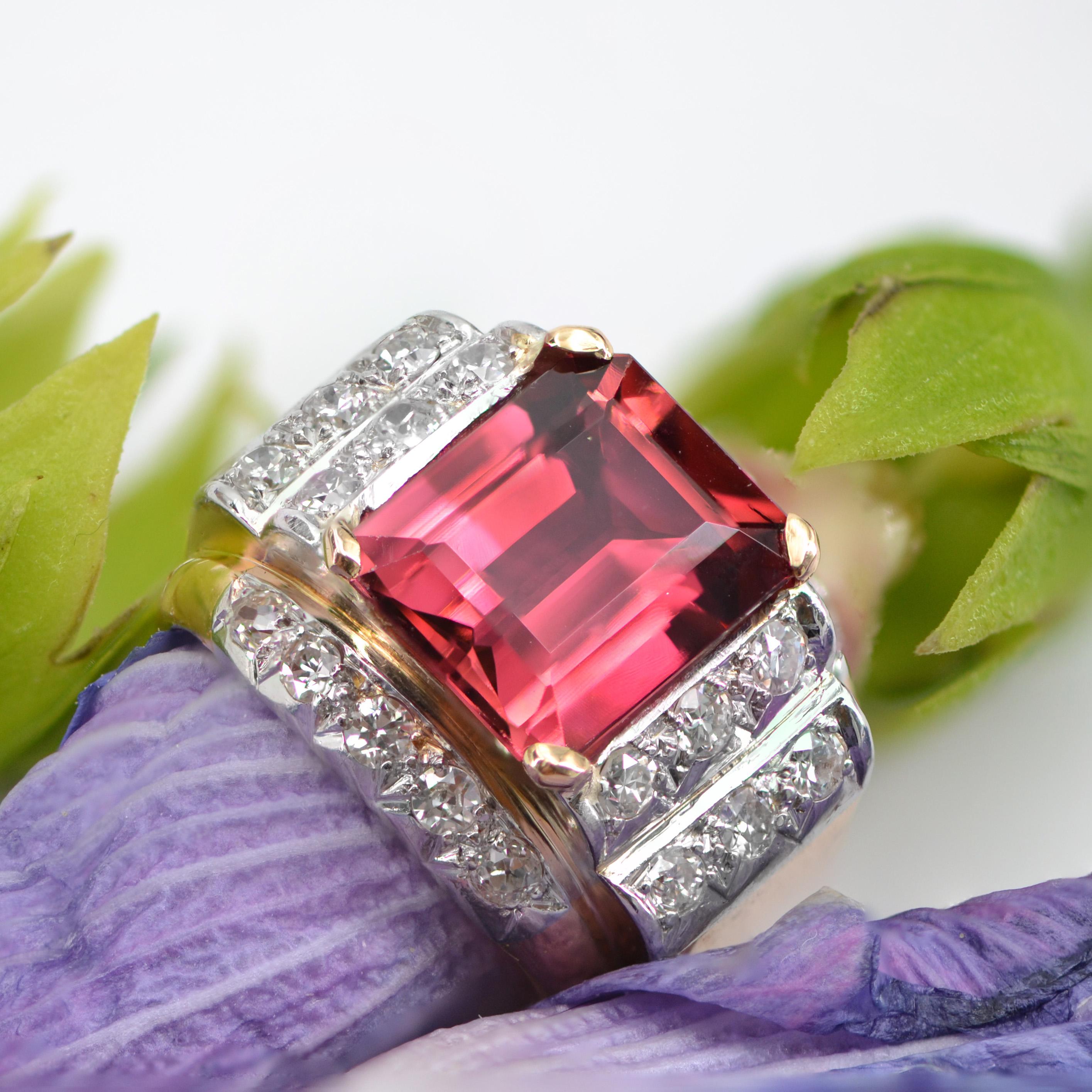 Retro French, 1950s, 6 Carats Tourmaline Diamonds 18 Karat Rose Gold Tank Ring For Sale