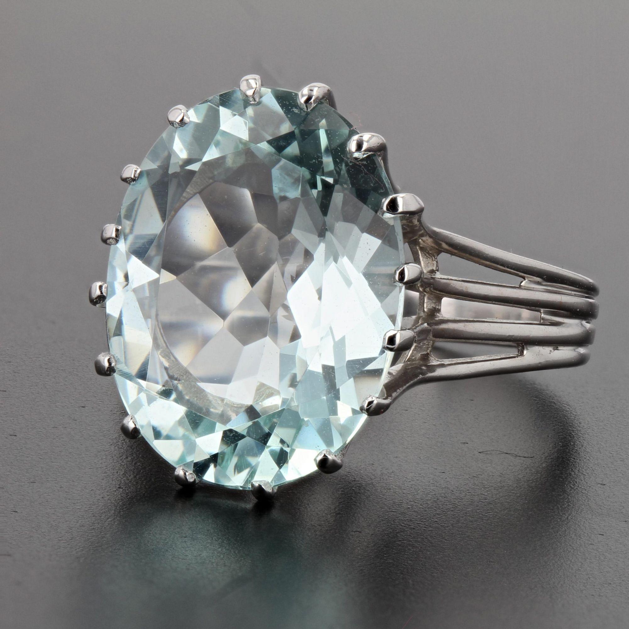French 1950s 6.95 Carat Aquamarine Diamond 18 Karat White Gold Ring 5