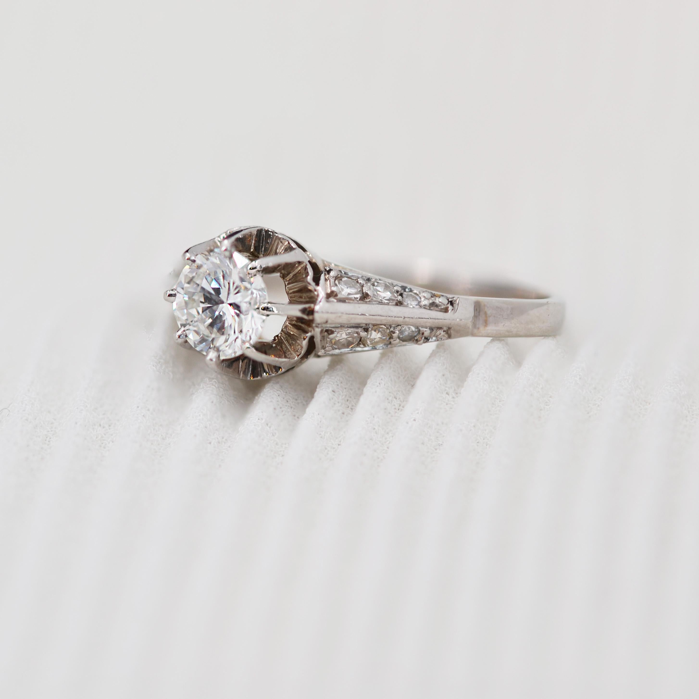 French 1950s Accompanied Diamond 18 Karat White Gold Solitaire Ring For Sale 2