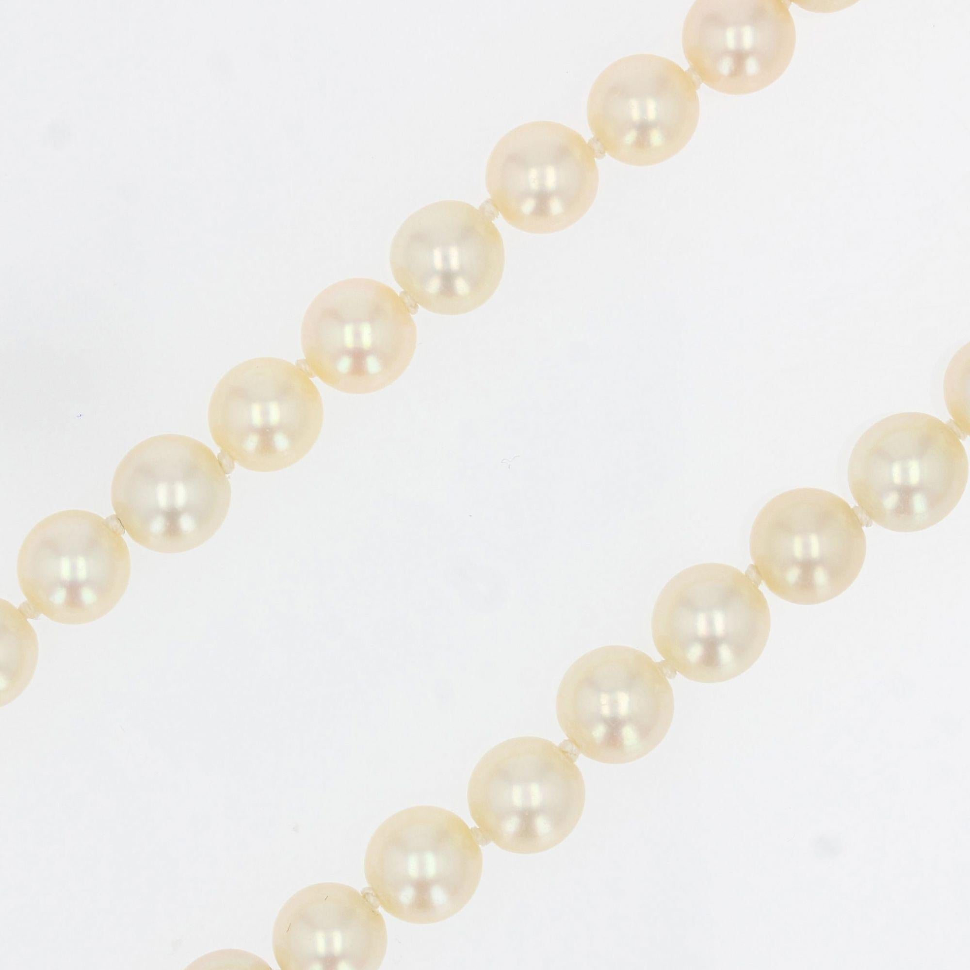 Long collier français des années 1950 en perles de culture Akoya en vente 1