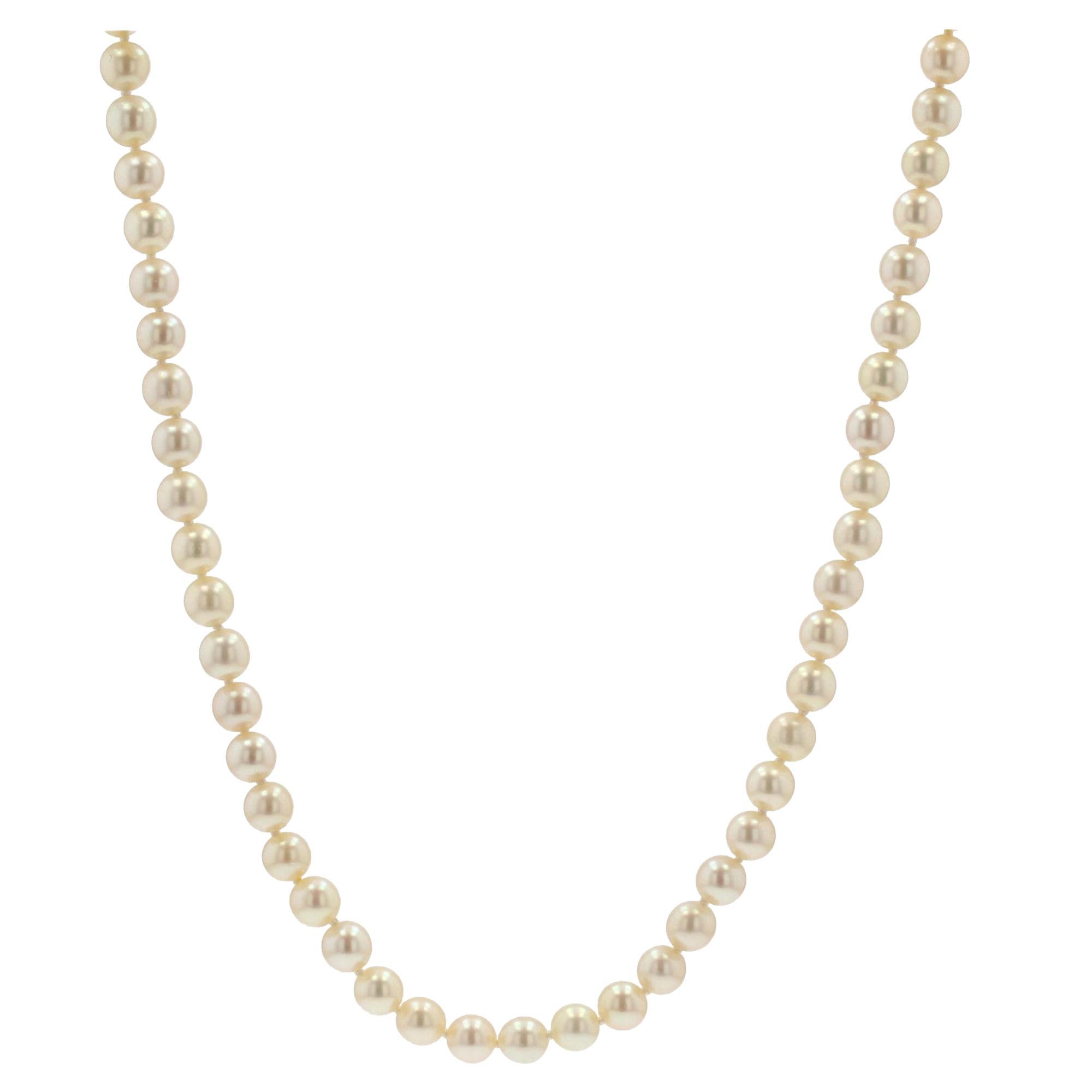 Long collier français des années 1950 en perles de culture Akoya