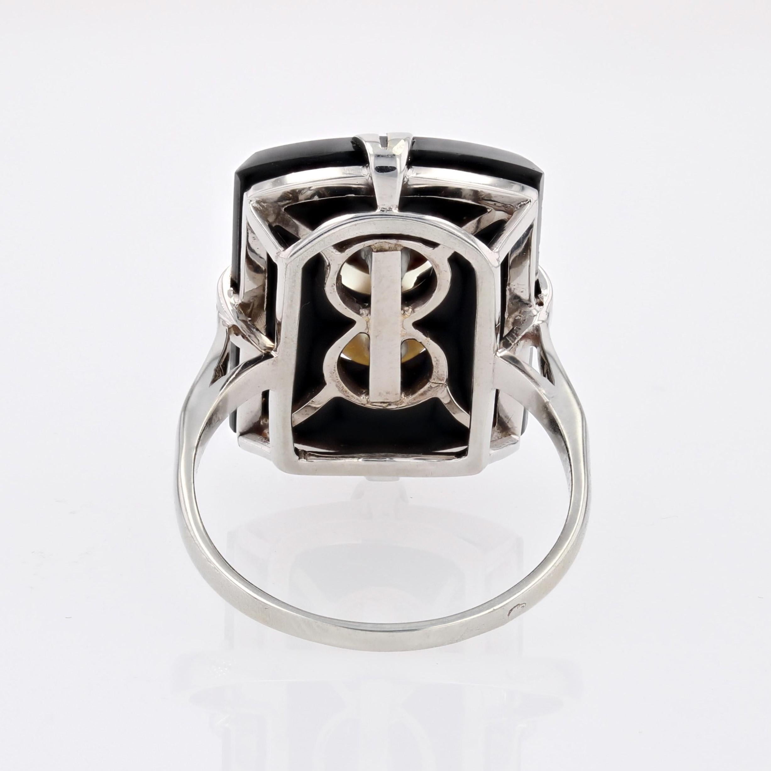 French 1950s Art Deco Style Cultured Pearl Onyx 18 Karat White Gold Ring For Sale 12