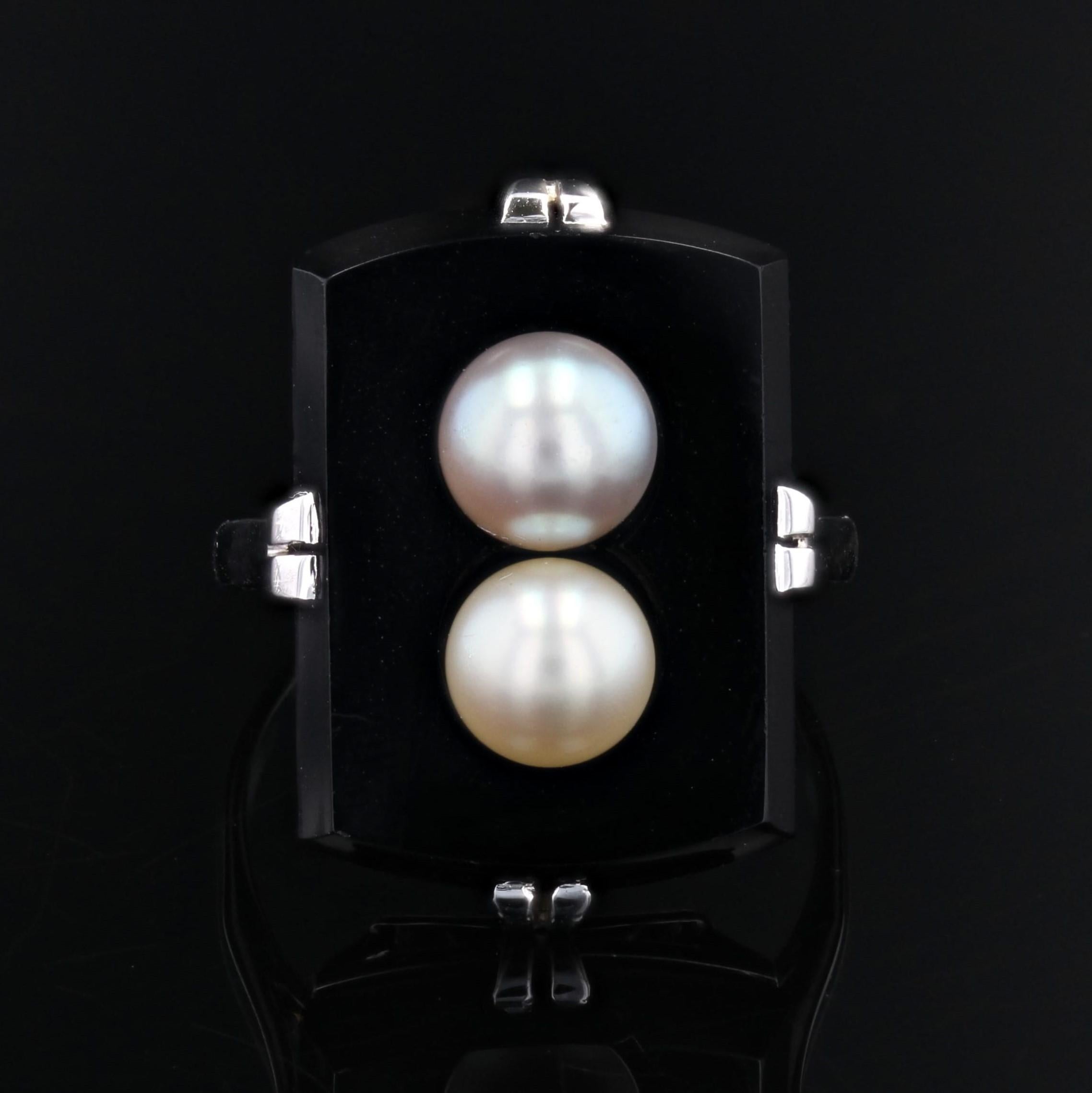 Women's French 1950s Art Deco Style Cultured Pearl Onyx 18 Karat White Gold Ring For Sale