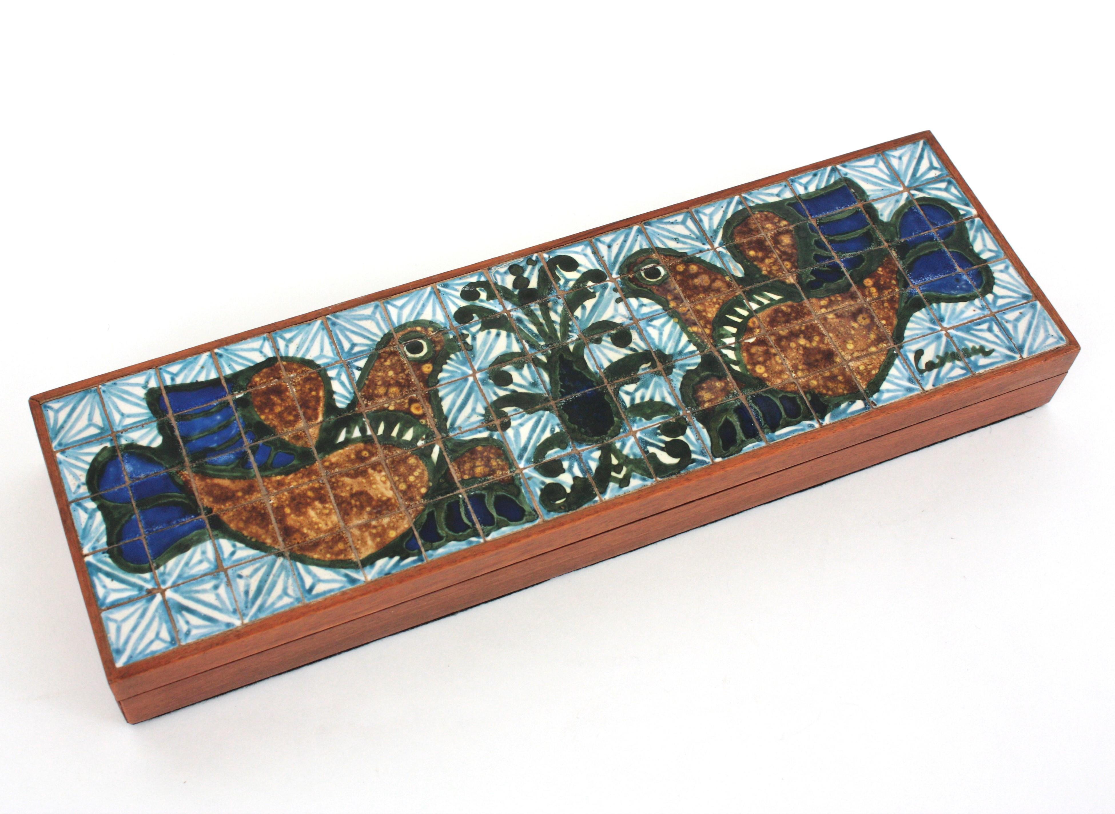 French 1950s Bird Tiles Trinket Box in Ceramic and Wood For Sale 6