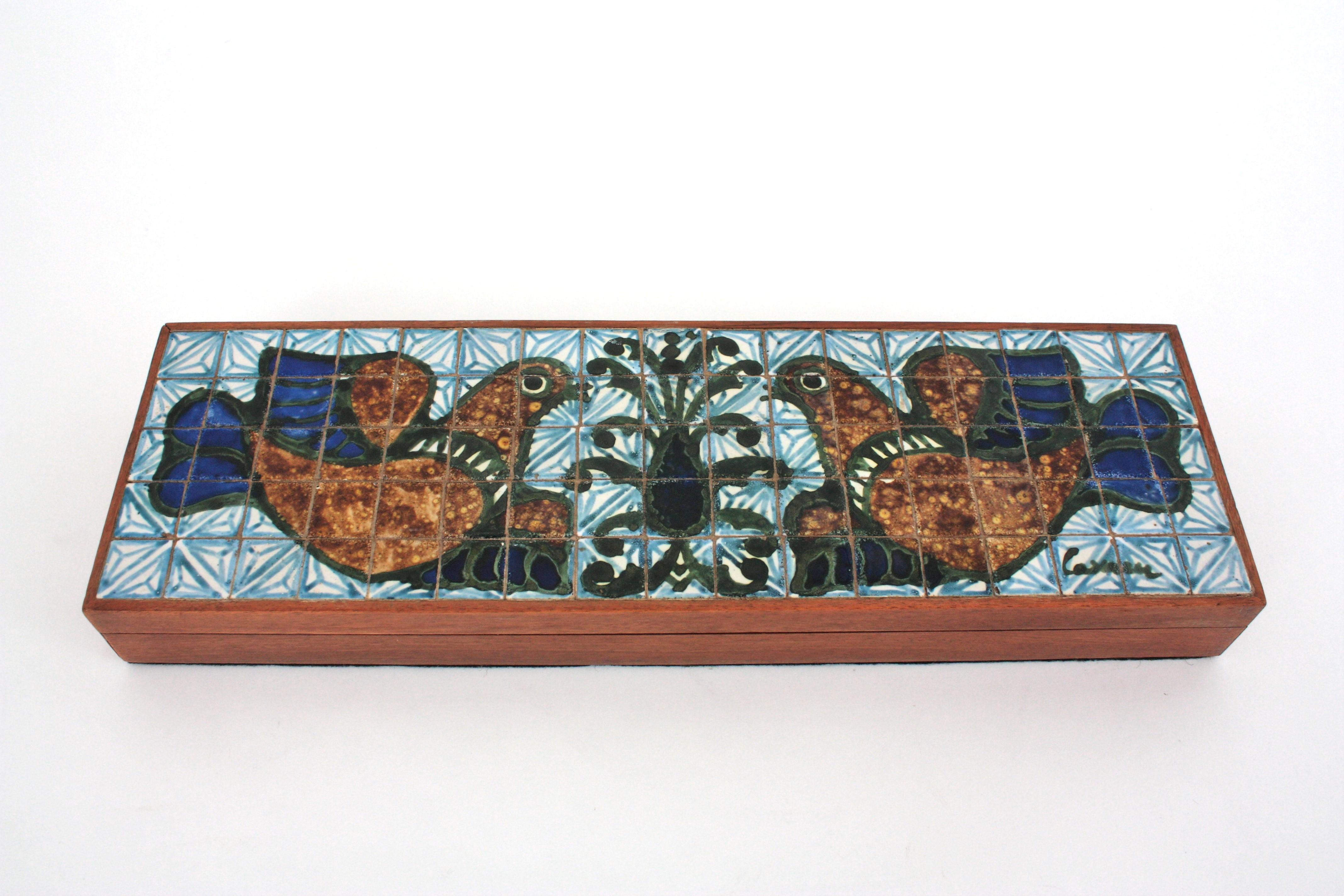 20th Century French 1950s Bird Tiles Trinket Box in Ceramic and Wood For Sale