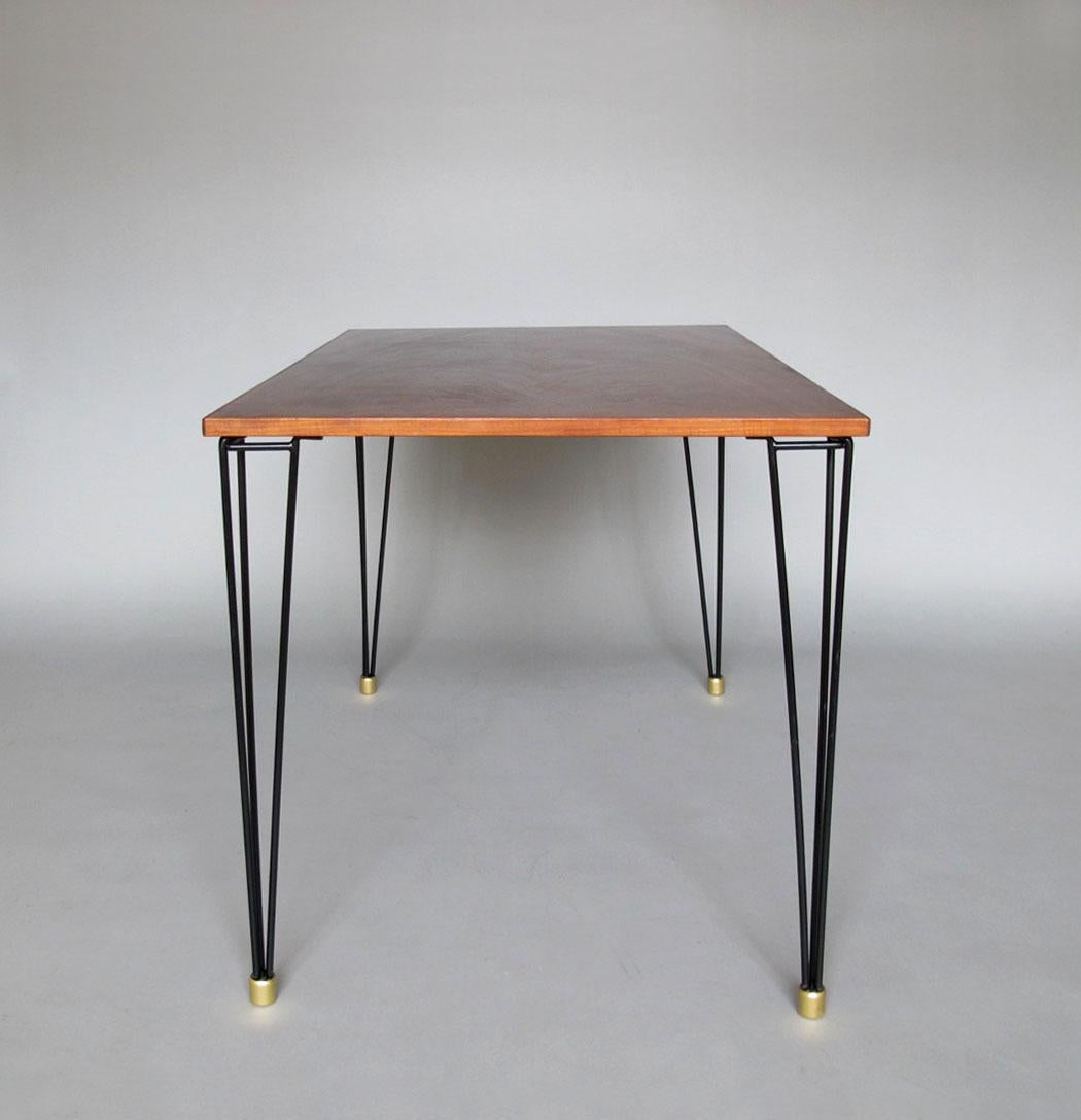 Métal Table d'appoint / d'écriture en métal&wood des années 1950 en vente