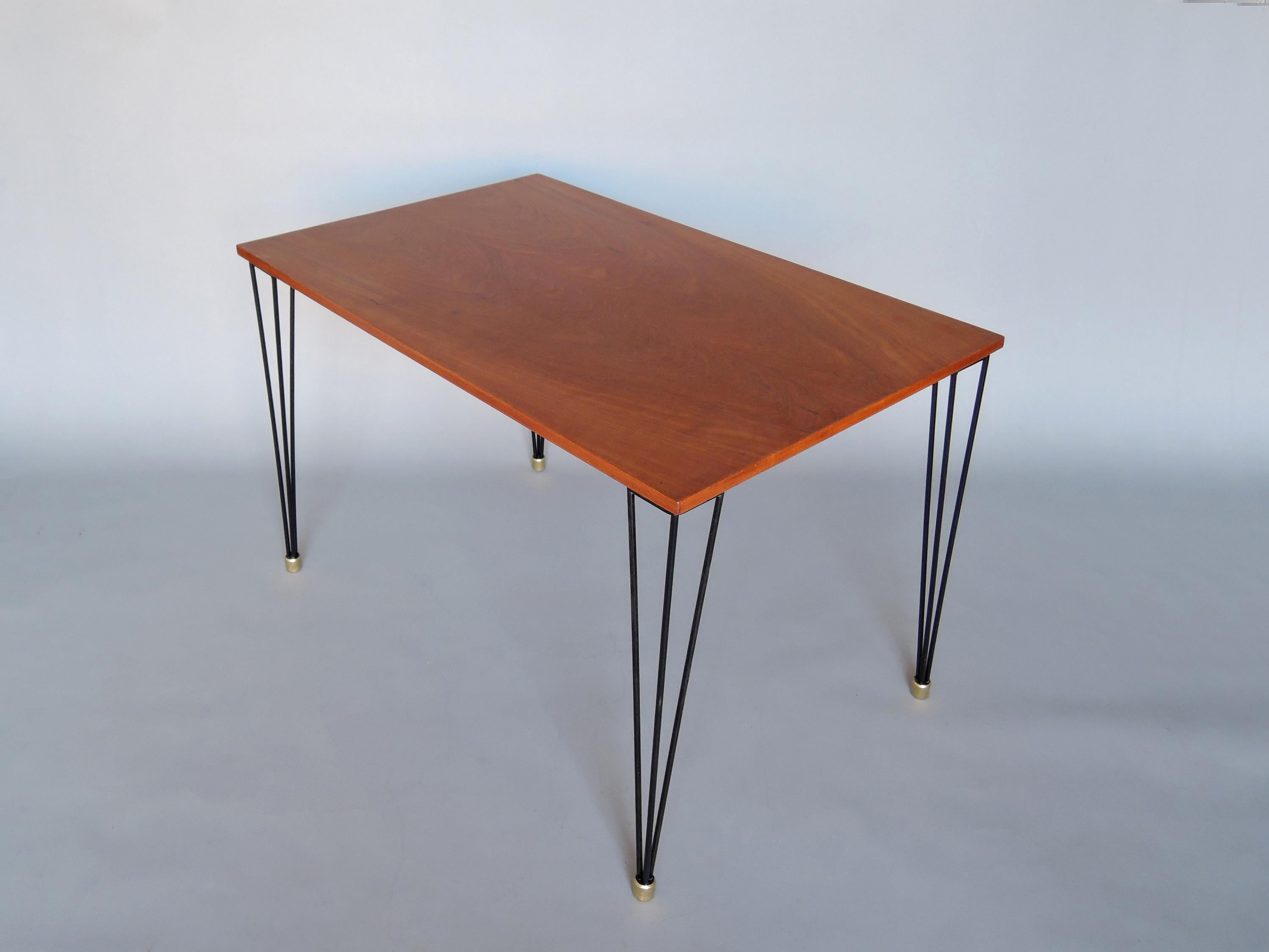 Table d'appoint / d'écriture en métal&wood des années 1950 en vente 2