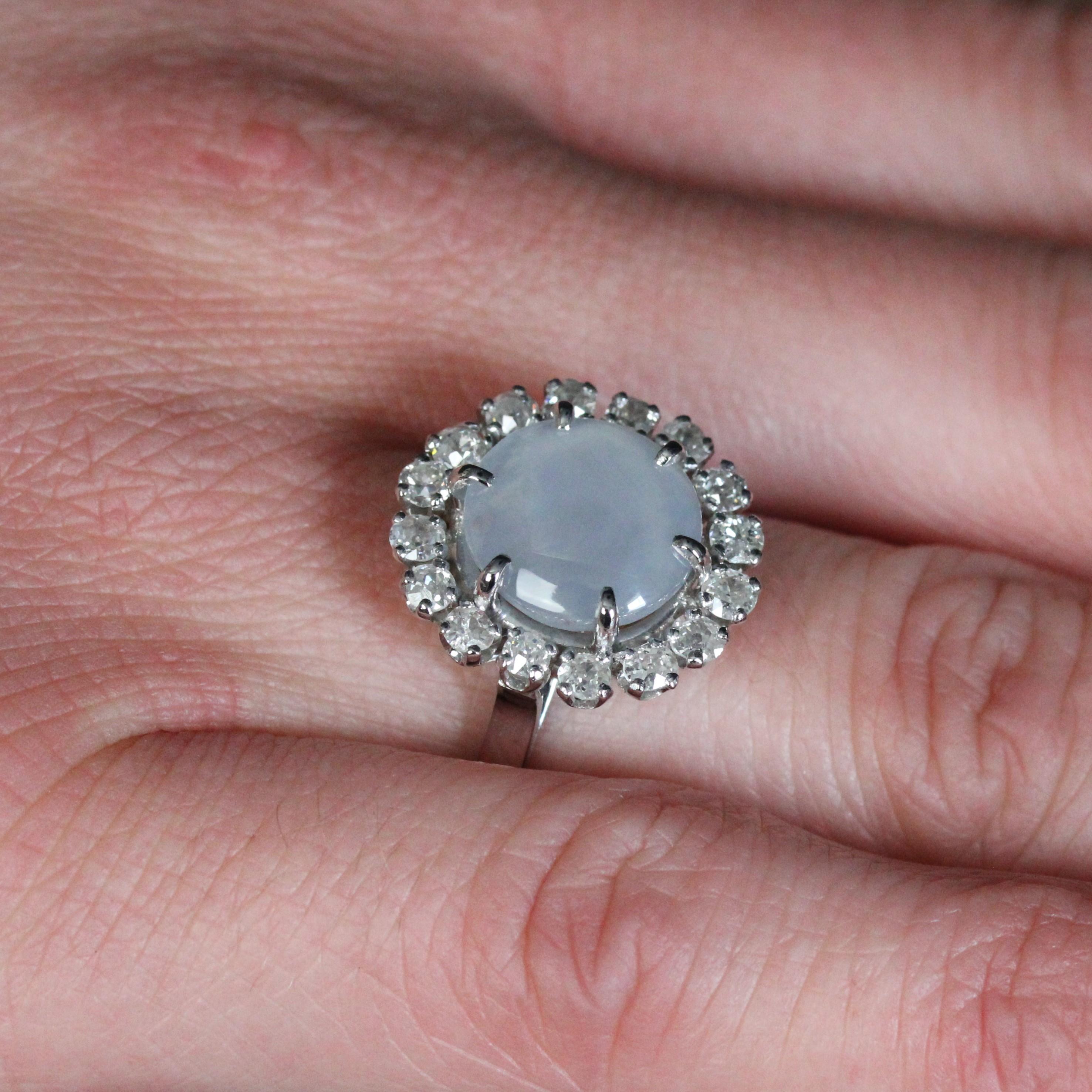French 1950s Ceylon Star Sapphire Diamonds 18 Karat White Gold Cluster Ring For Sale 6