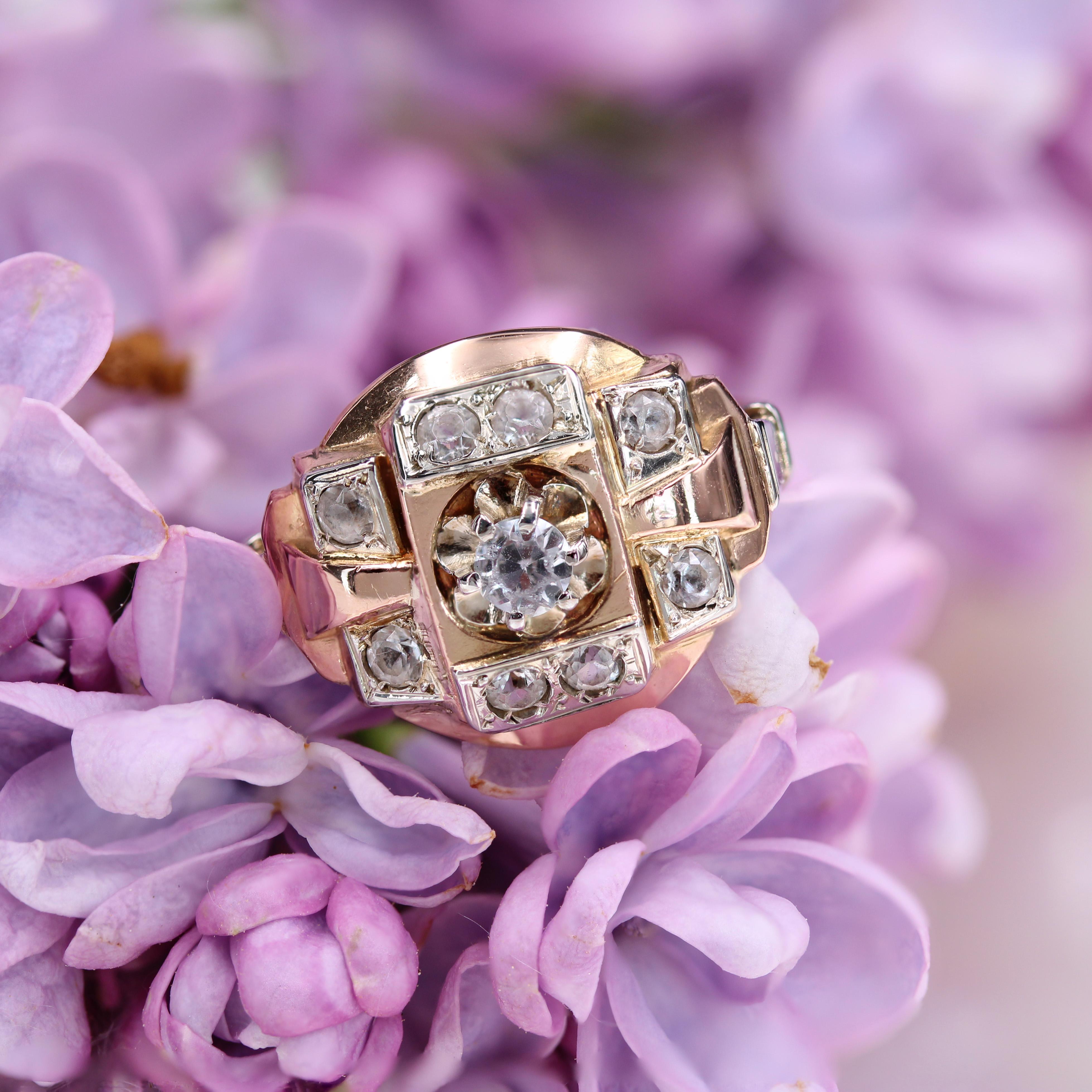 Retro French 1950s Colorness Stone 18 Karat Rose Gold Tank Ring For Sale