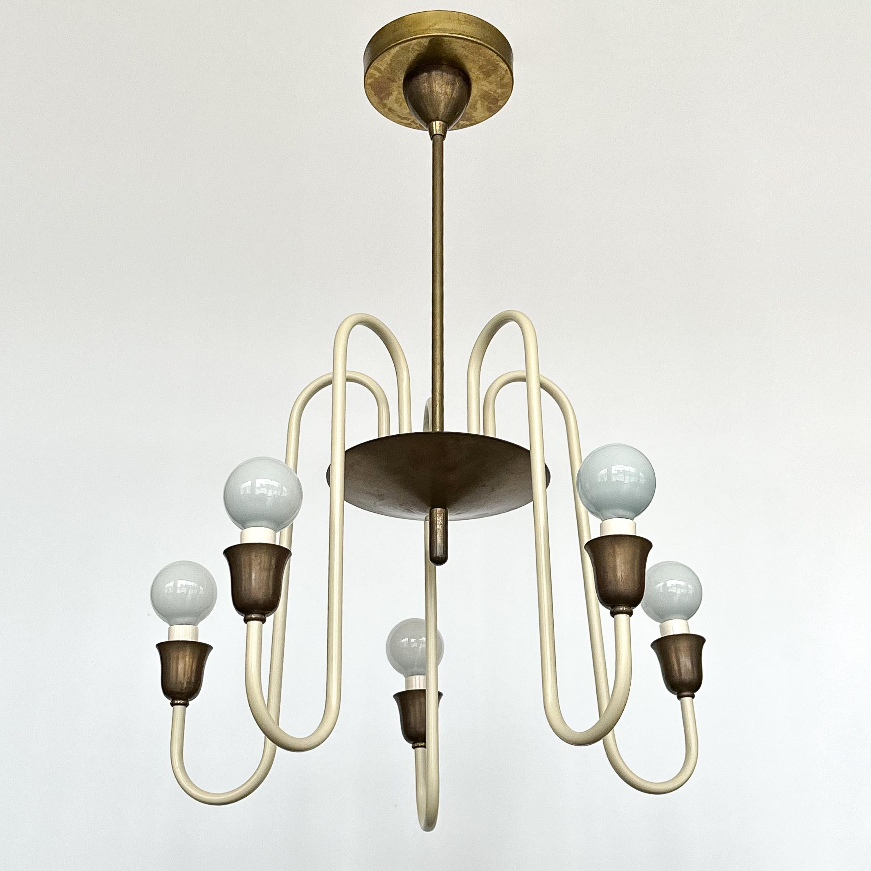 French 1950s Cream Lacquered and Brass 5 Light Chandelier In Good Condition In Chicago, IL