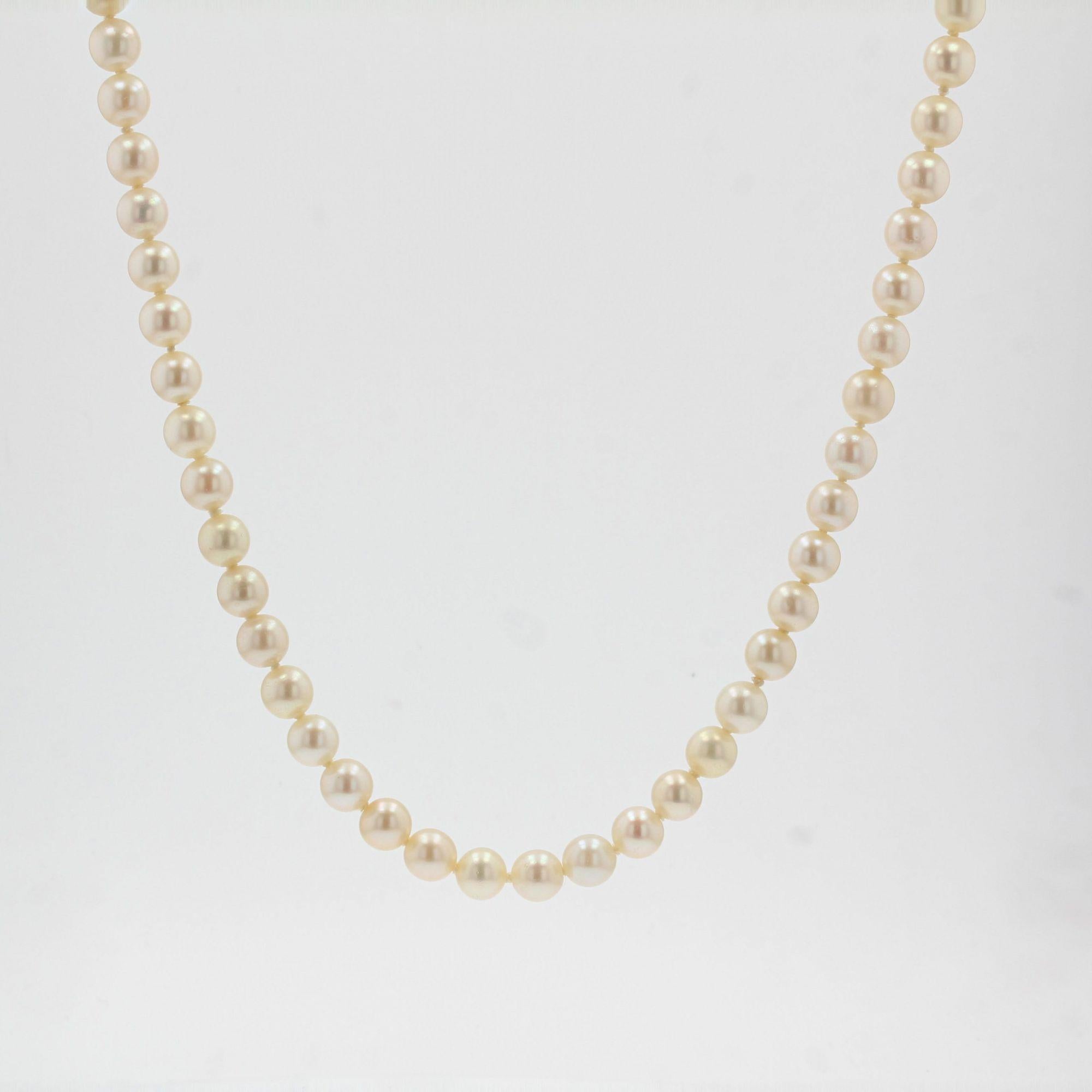 French 1950s Cultured Pearl Choker Necklace For Sale 1