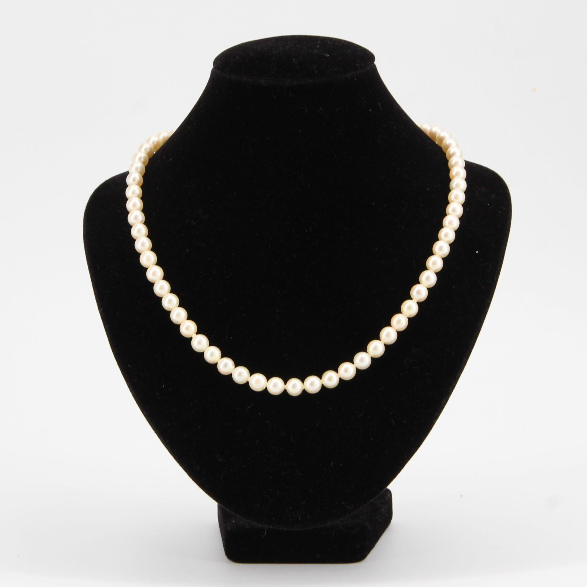 Rétro Collier ras du cou en perles de culture des années 1950 en vente