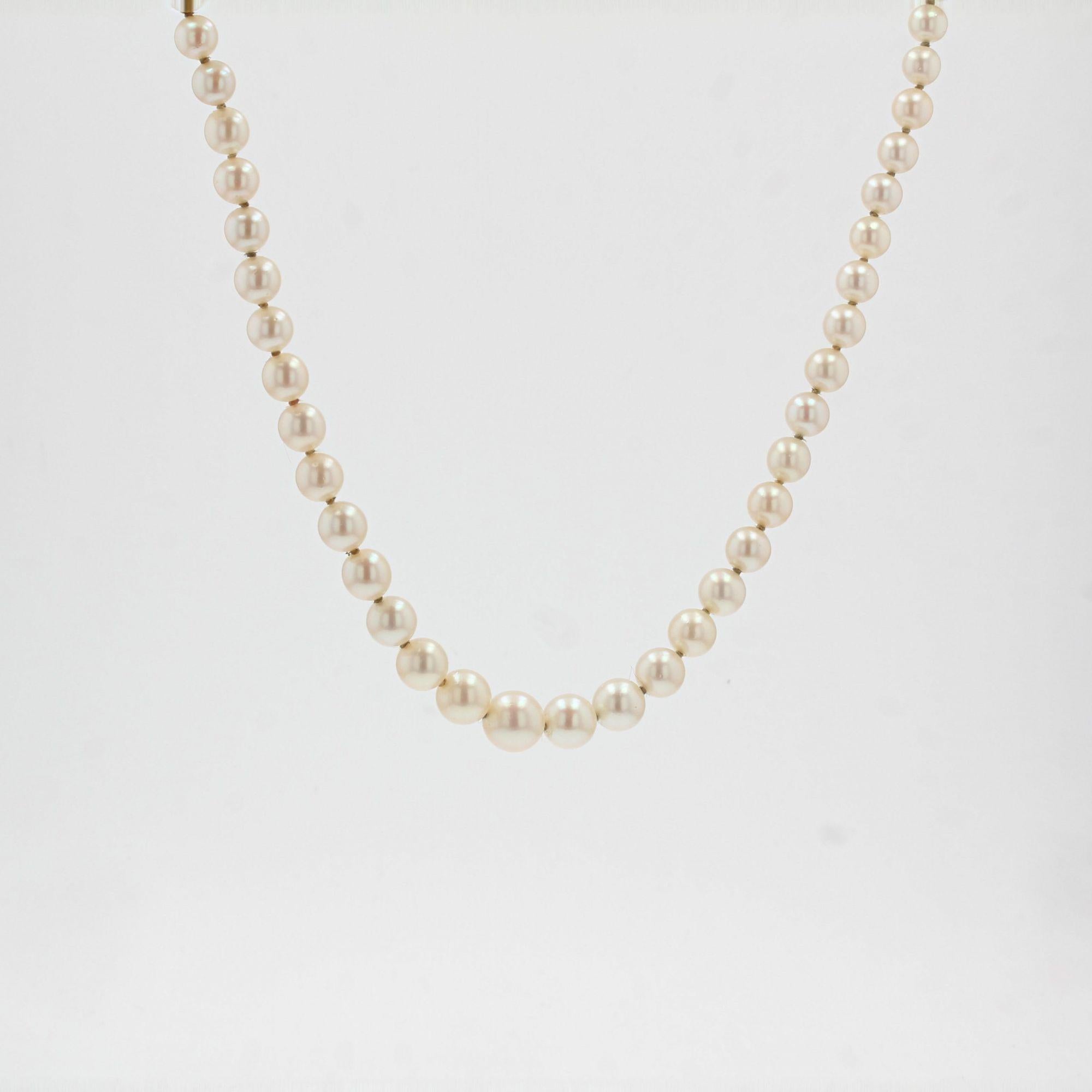 French 1950s Cultured Pearl Falling Necklace For Sale 1