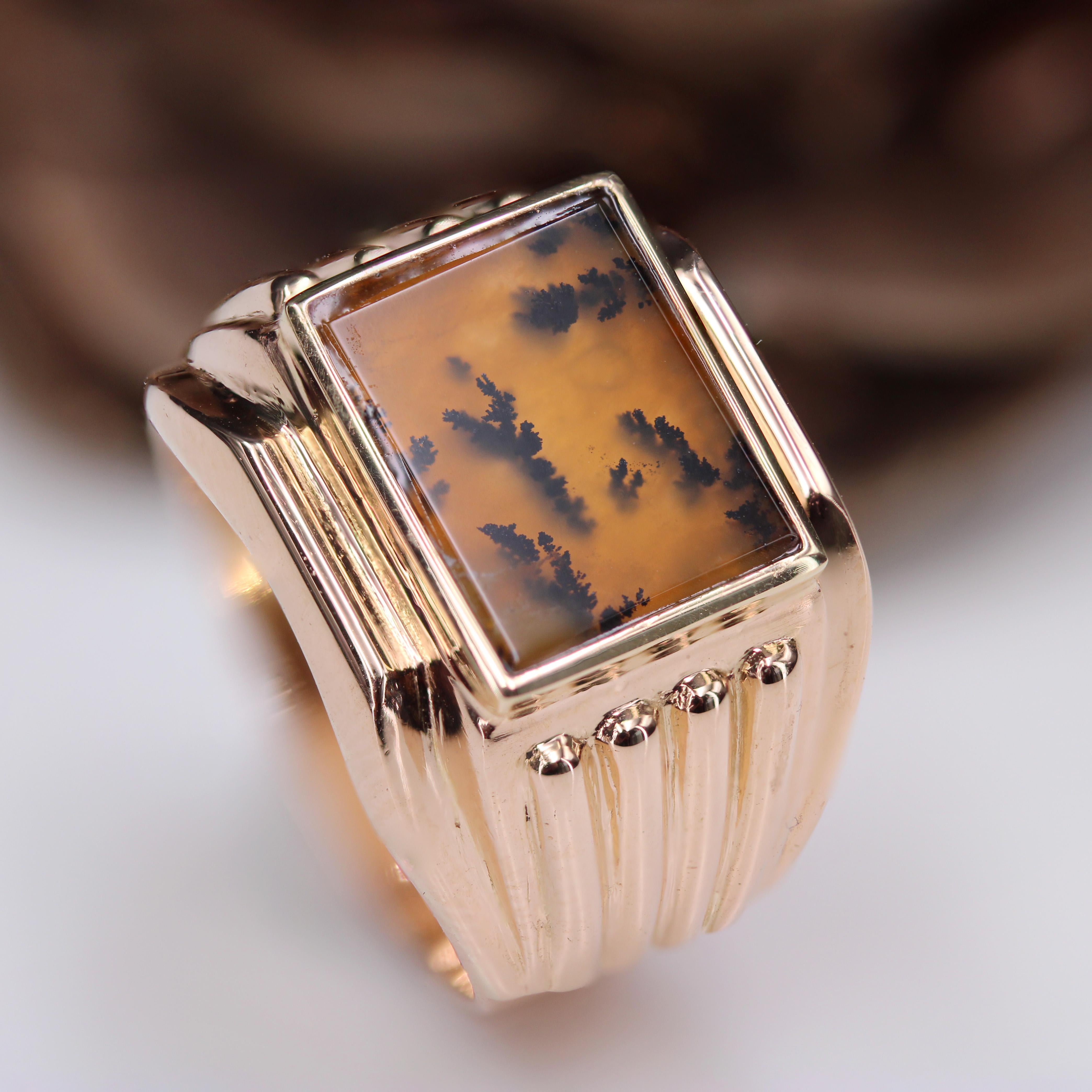 French 1950s Dendrite Agate 18 Karat Rose Gold Ladies Signet Ring For Sale 5