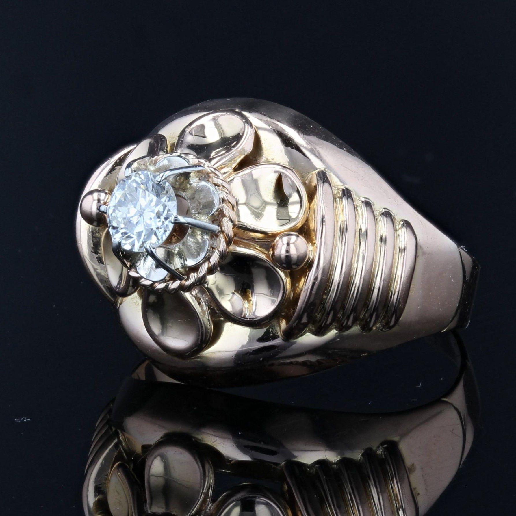 French 1950s Diamond 18 Karat Rose Gold Retro Ring In Excellent Condition For Sale In Poitiers, FR