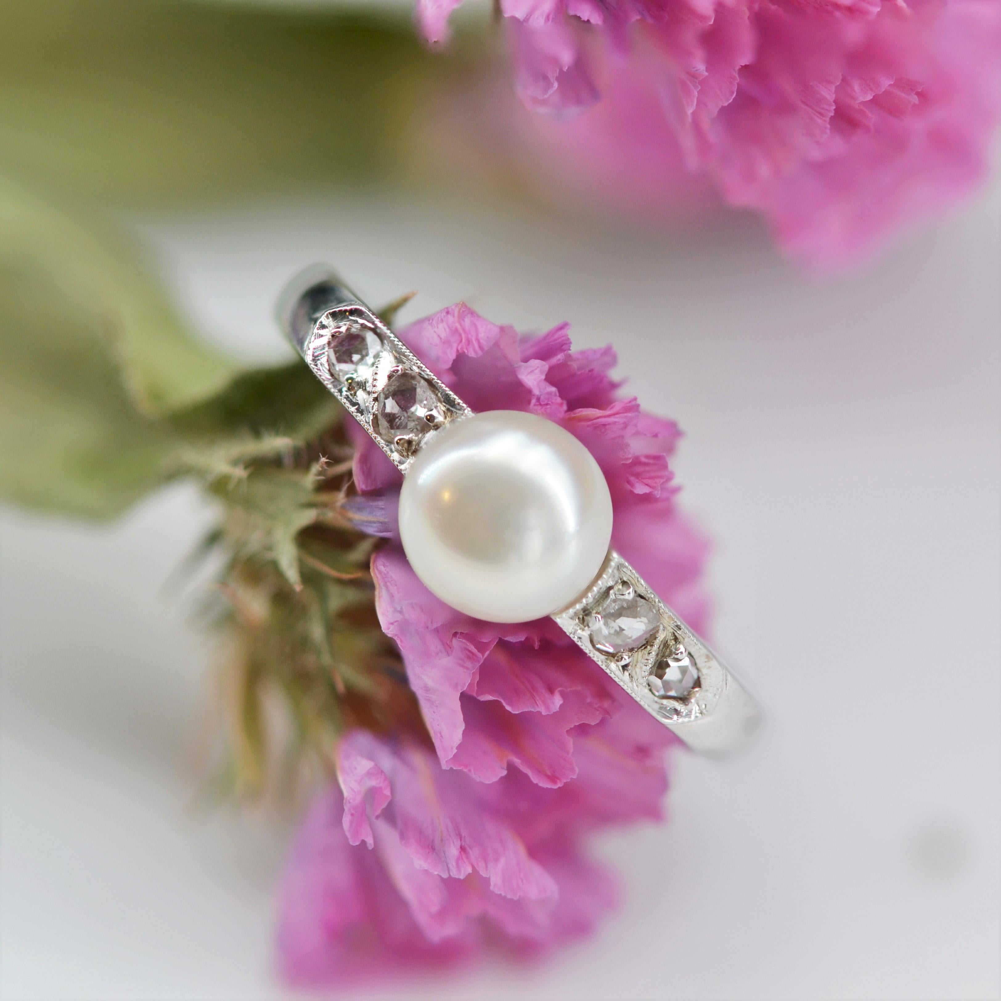 Retro French 1950s Diamond Cultured Pearl 18 Karat White Gold Ring For Sale