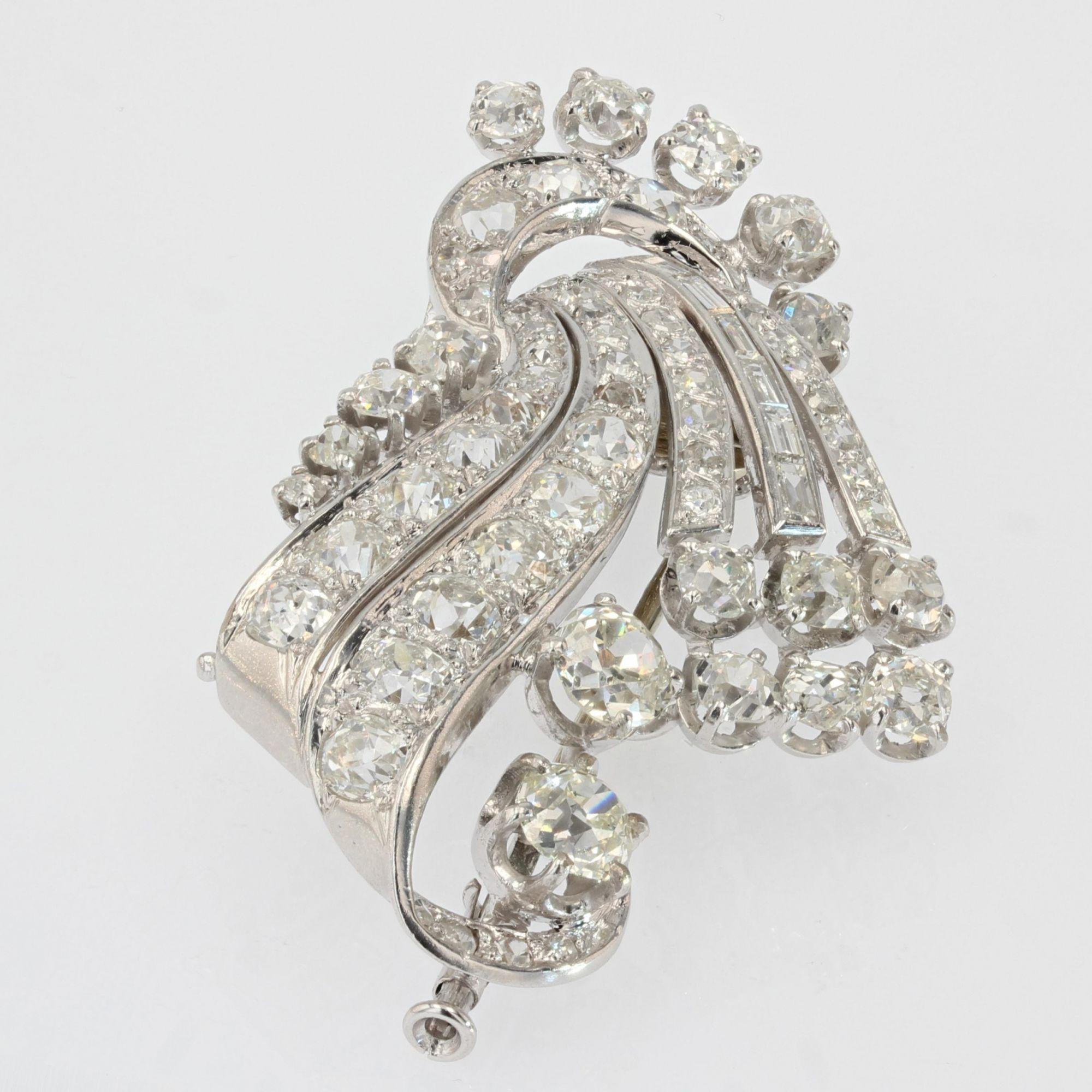 French 1950s Diamonds 18 Karat White Gold Clip Brooch 6