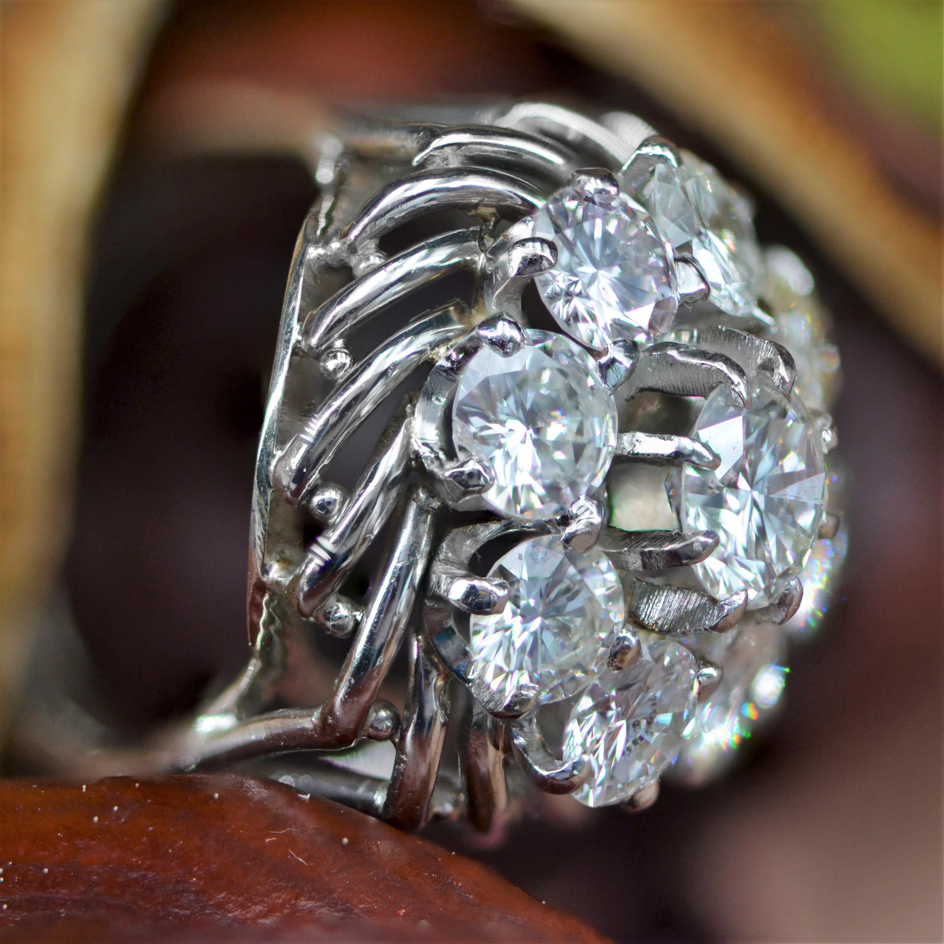 French, 1950s Diamonds 18 Karat White Gold Platinum Wire Daisy Ring For Sale 6