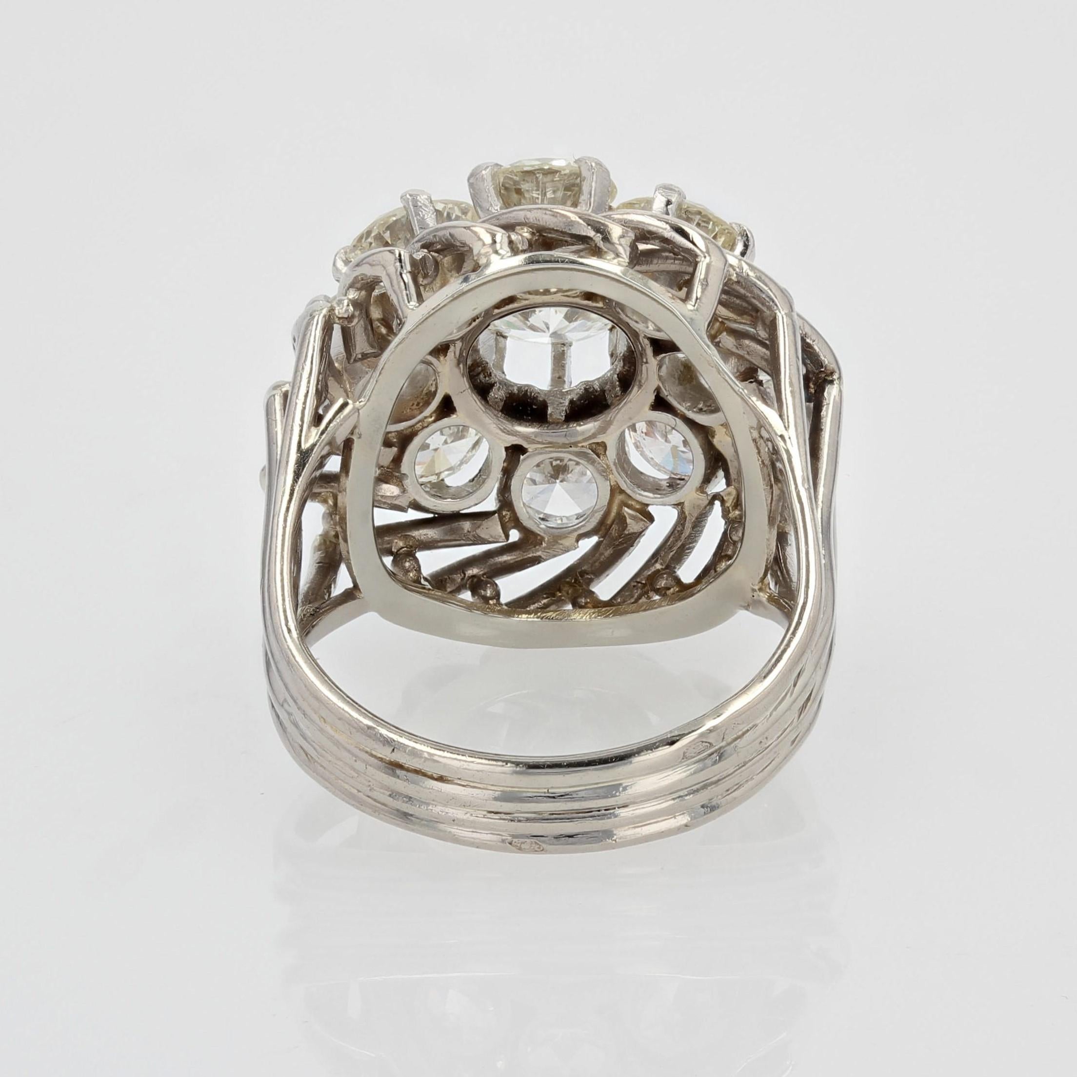French, 1950s Diamonds 18 Karat White Gold Platinum Wire Daisy Ring For Sale 9