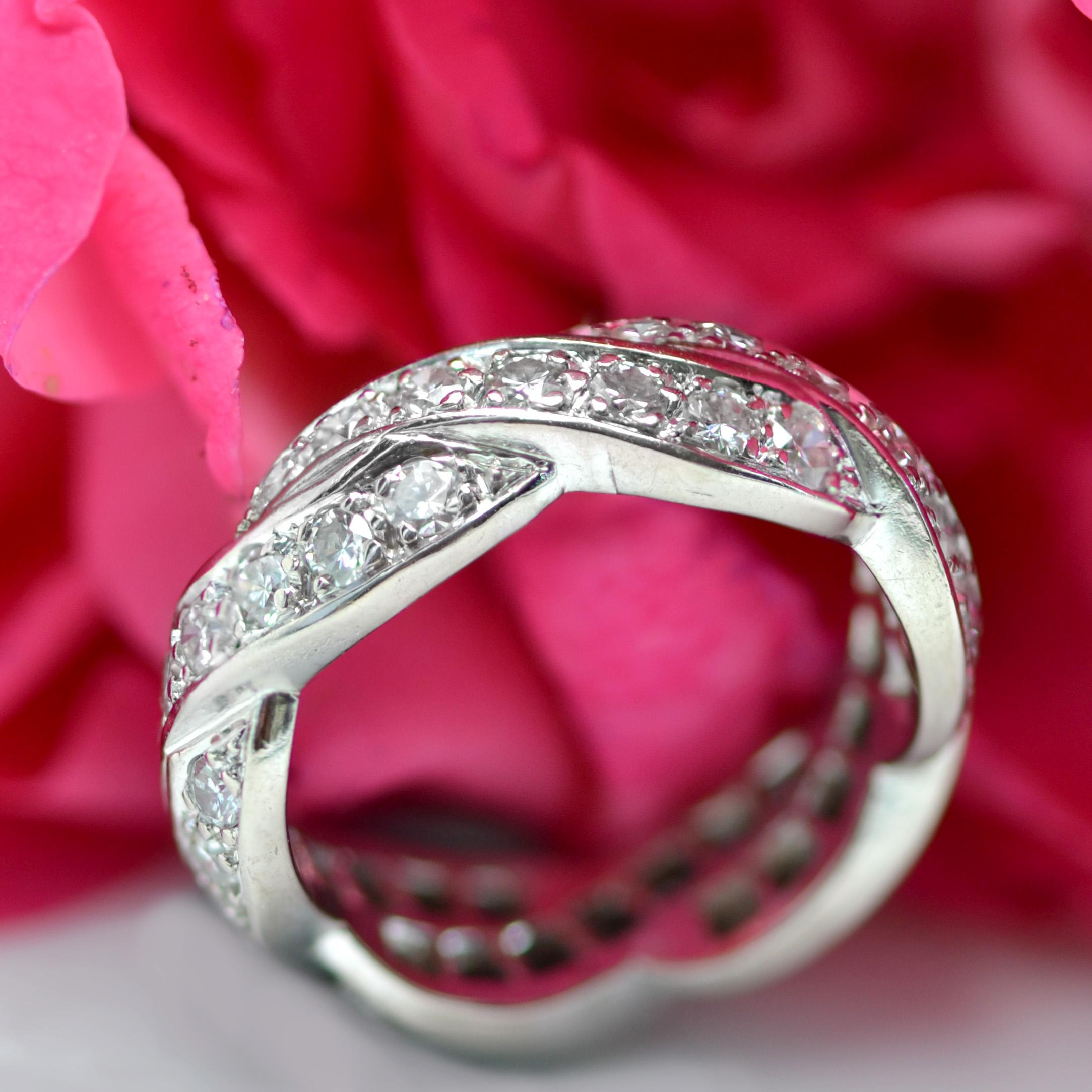 French 1950s Diamonds 18 Karat White Gold Twist Wedding Ring For Sale 1