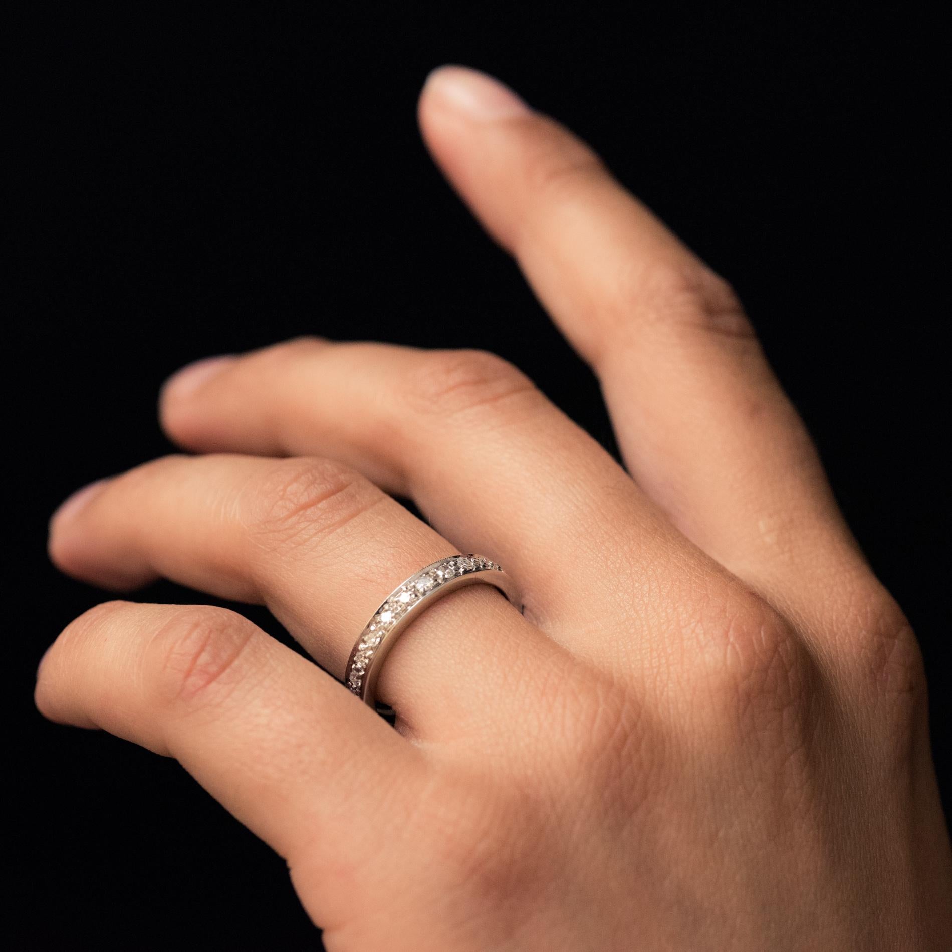 Women's French 1950s Diamonds 18 Karat White Gold Wedding Ring