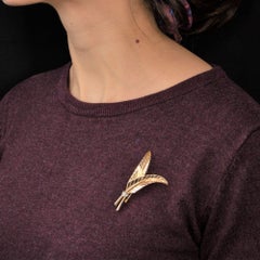 French 1950s Diamonds 18 Karat Yellow Gold Fern Leaves Brooch
