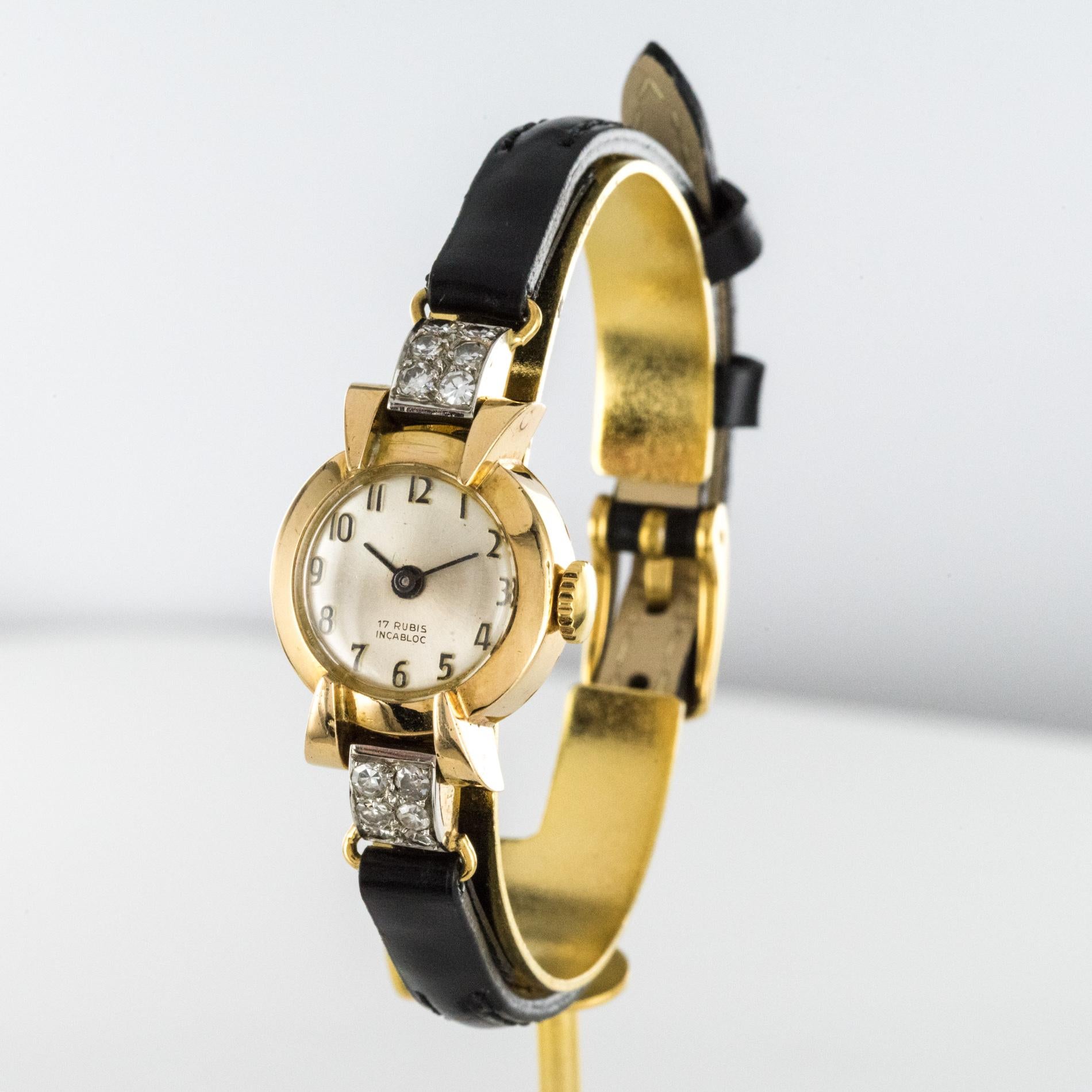 French 1950s Diamonds 18 Karat Yellow Gold Women Watch In Good Condition In Poitiers, FR