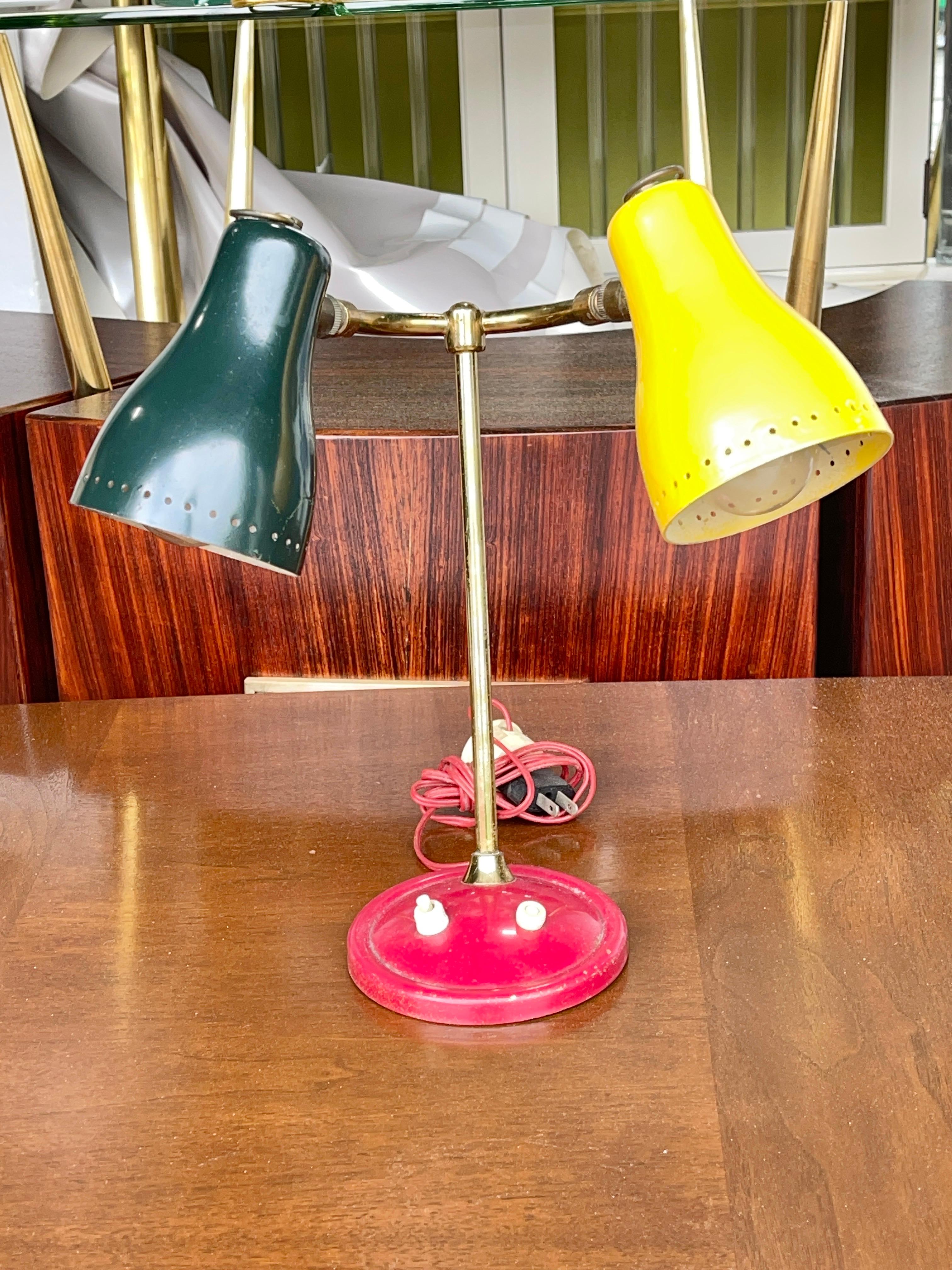 Lampe de bureau à deux têtes des années 50 en vente 6