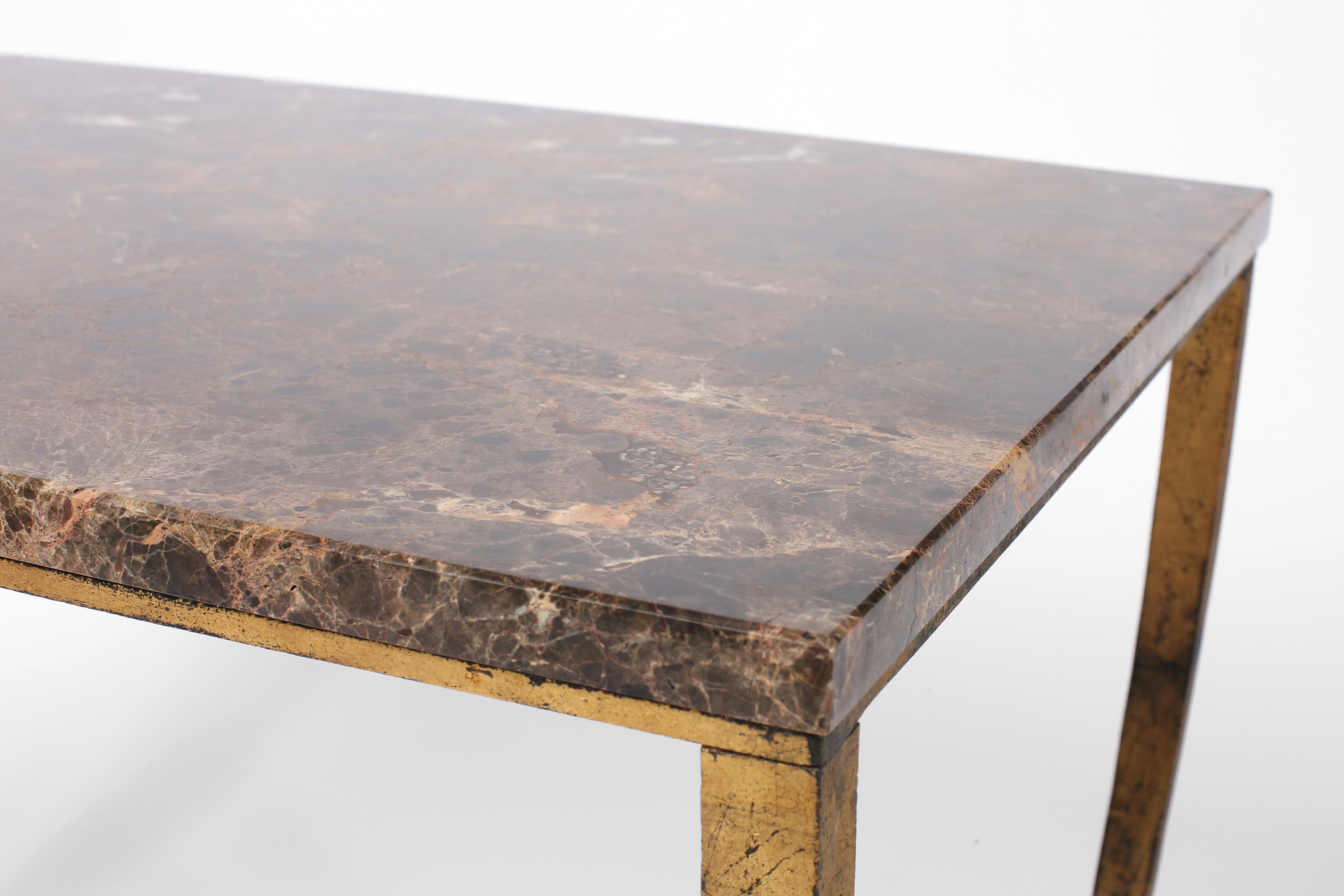 Table d'appoint en fer doré et marbre des années 1950 en vente 8
