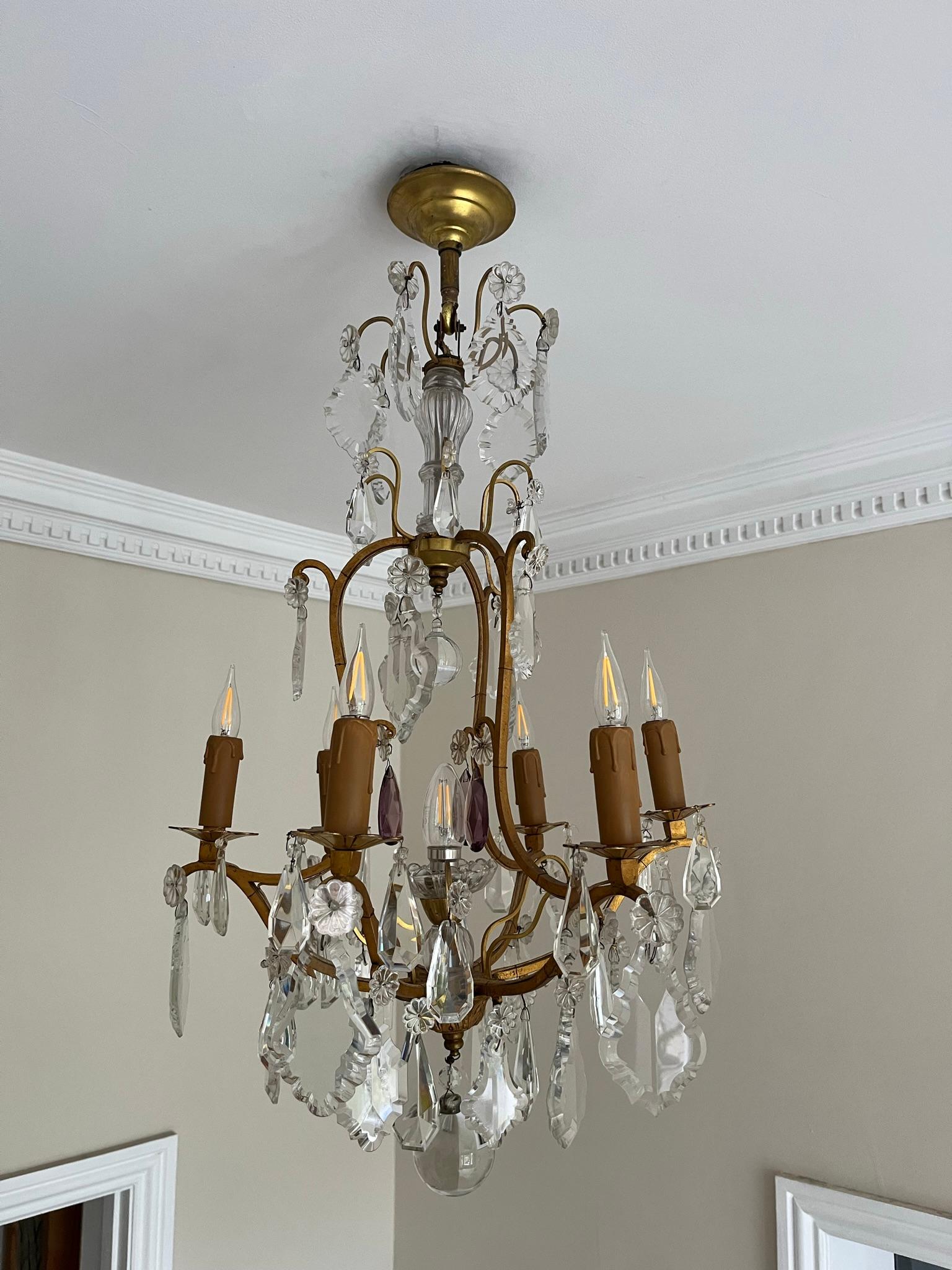 French 1950’s gilt metal and glass chandelier  In Good Condition For Sale In London, GB
