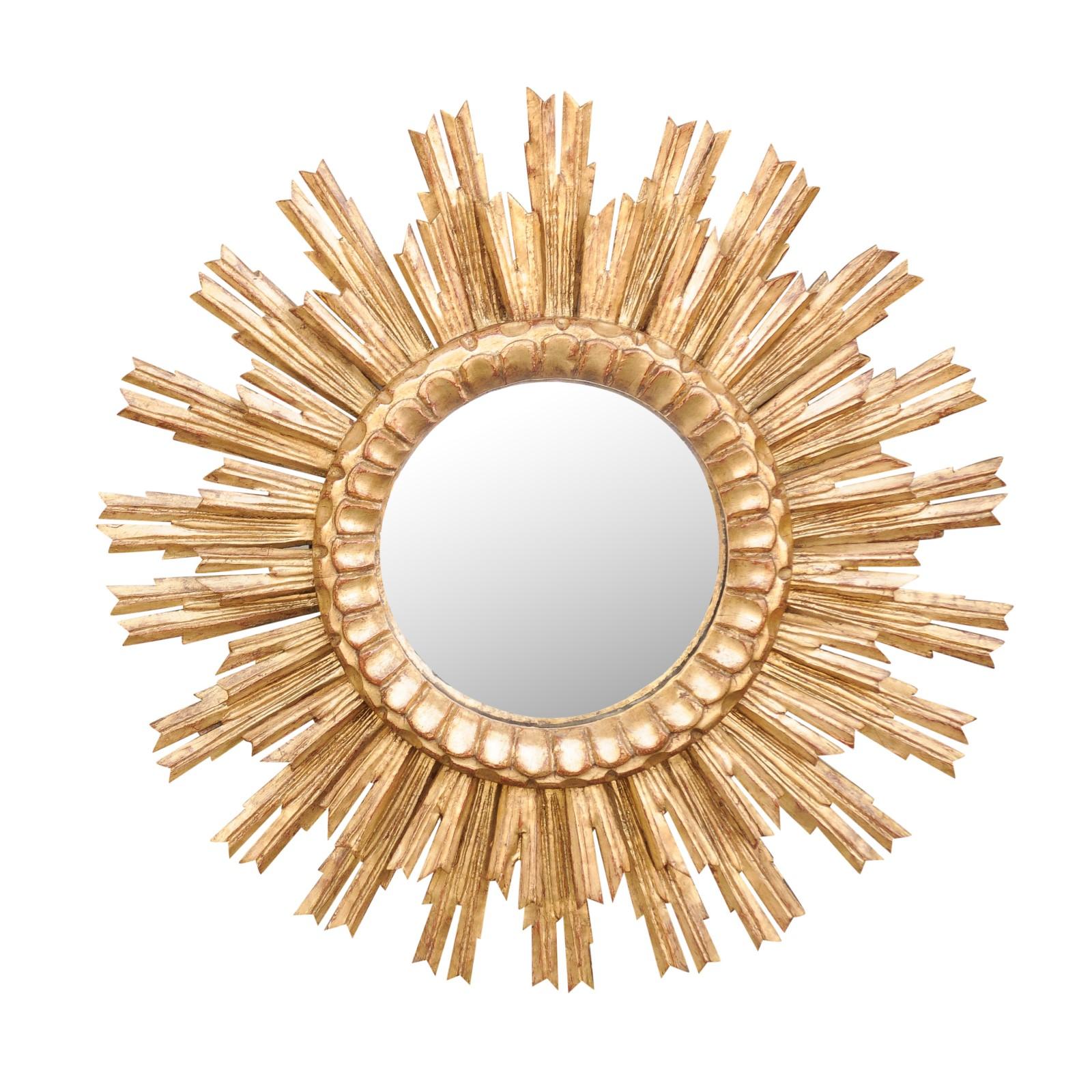 French 1950s Giltwood Two-Layered Sunburst Mirror with Convex Mirror Plate