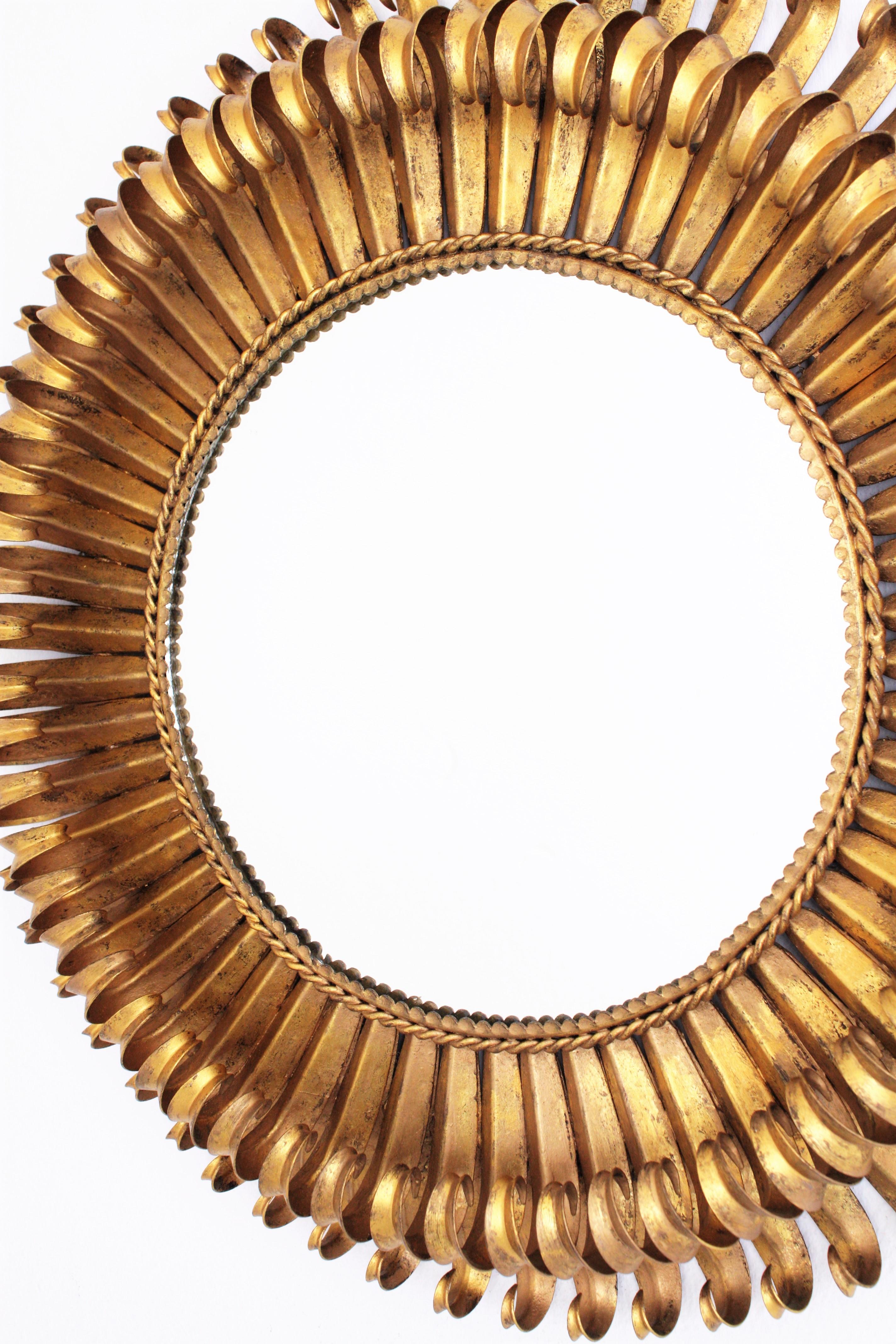 French 1950s Gold Leaf Gilt Iron Hand-Hammered Eyelash Round Sunburst Mirror 2