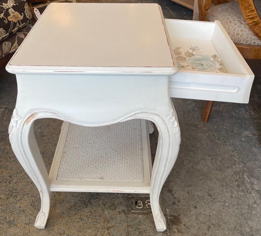 Pine French 1950s Hand-Painted Nightstand With Carved Legs 1 Drawer and Wicker Shelf For Sale