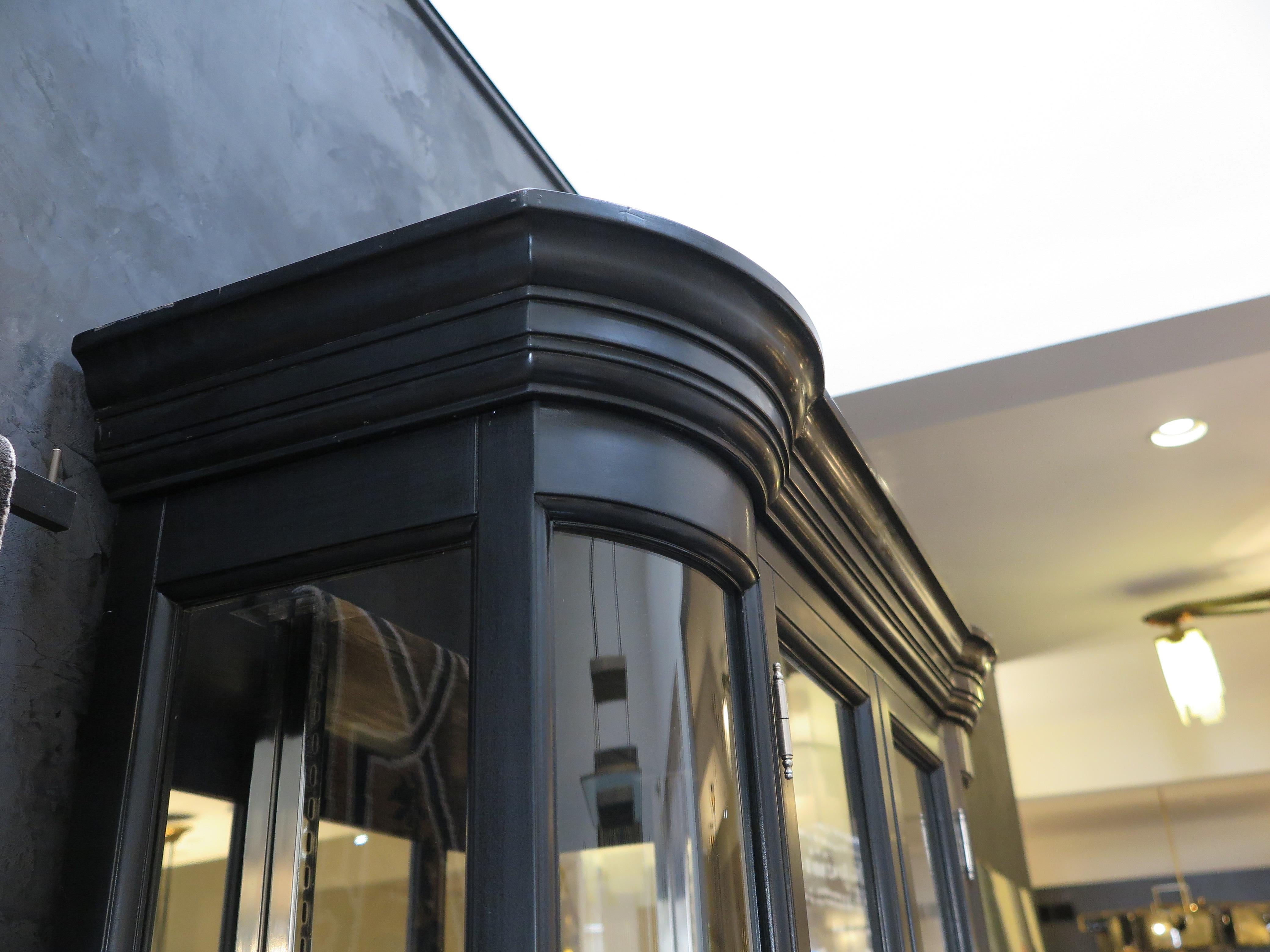 French 1950's Large Black Lacquer Vitrine in the Style of Josef Hoffmann For Sale 4