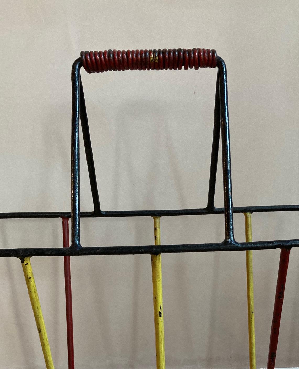 Metalwork French 1950s Large Iron Magazine Rack For Sale