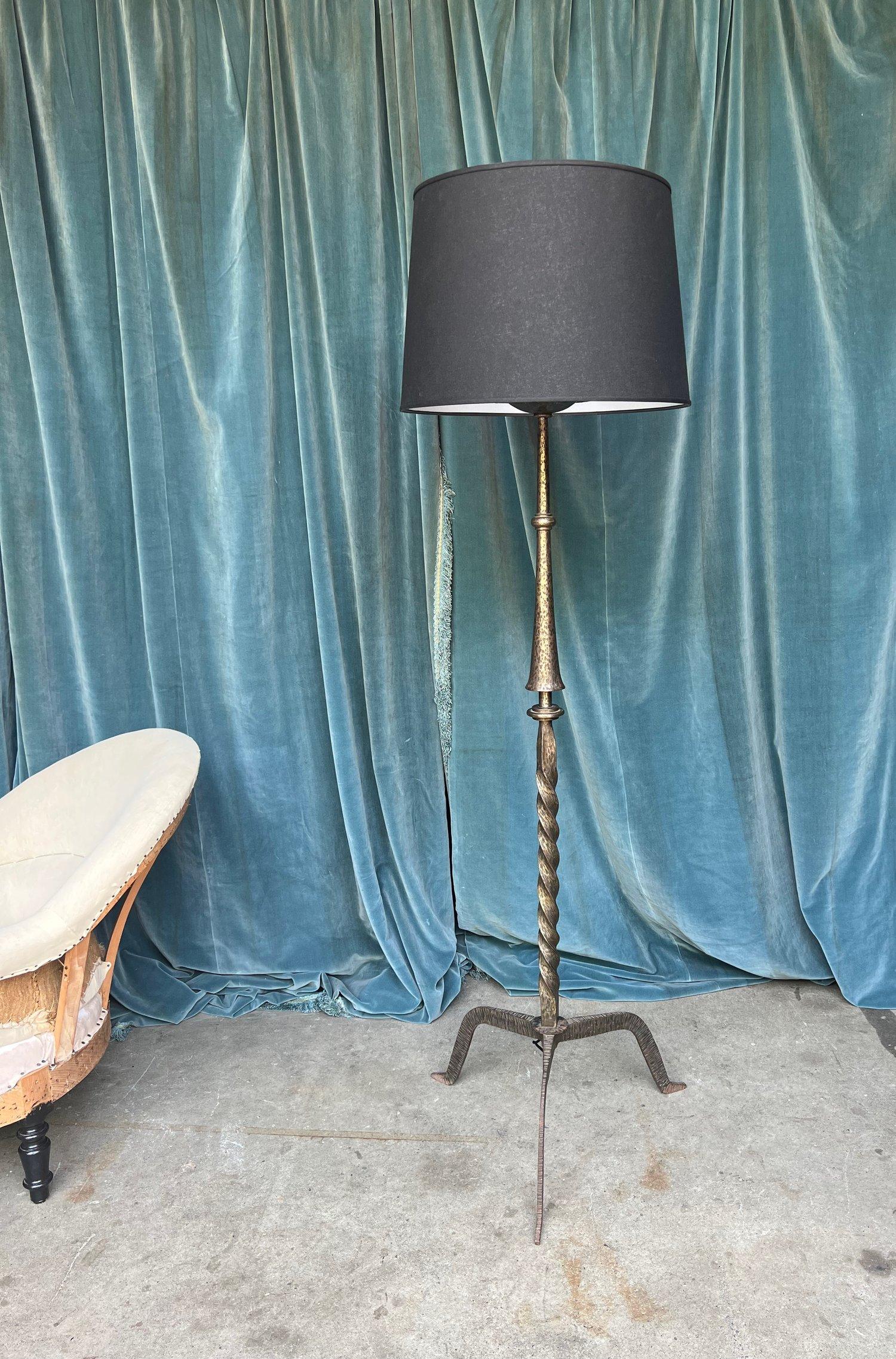 Hammered French 1950s Modernist Iron Floor Lamp For Sale