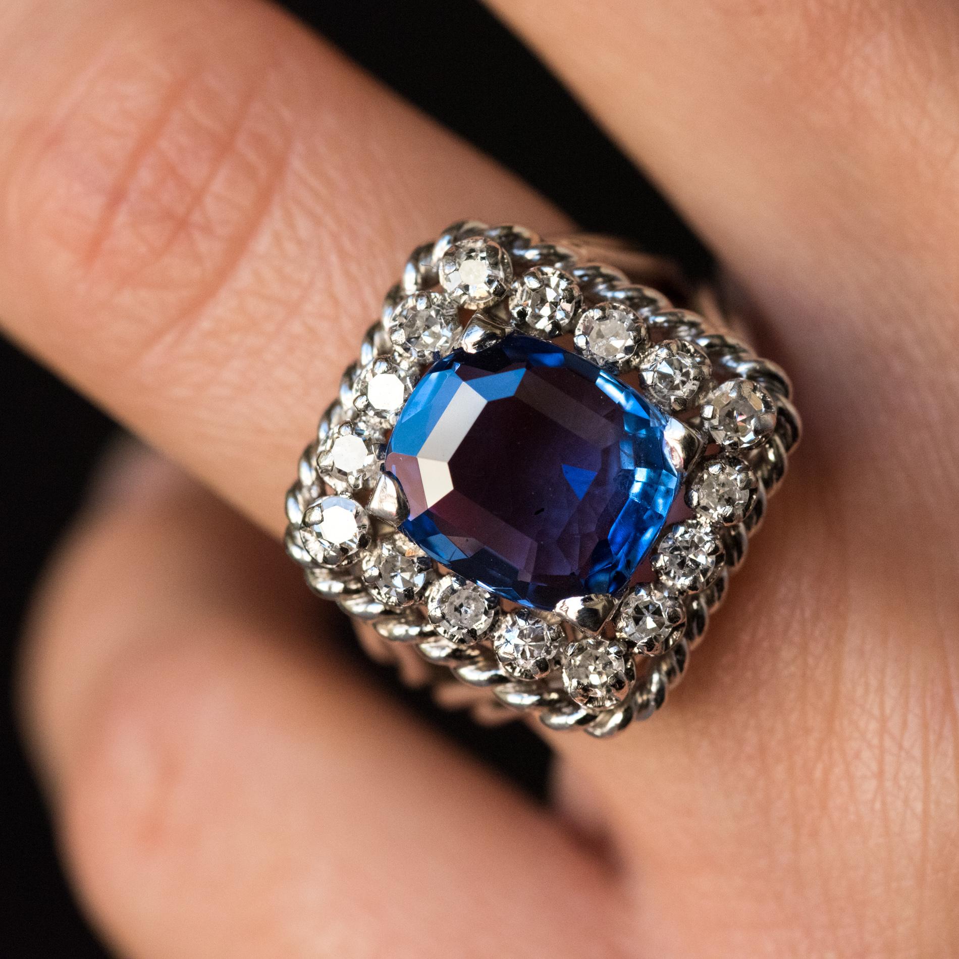 Women's French 1950s No Heat Cushion Cut Ceylon Sapphire Diamonds Platinum Ring For Sale