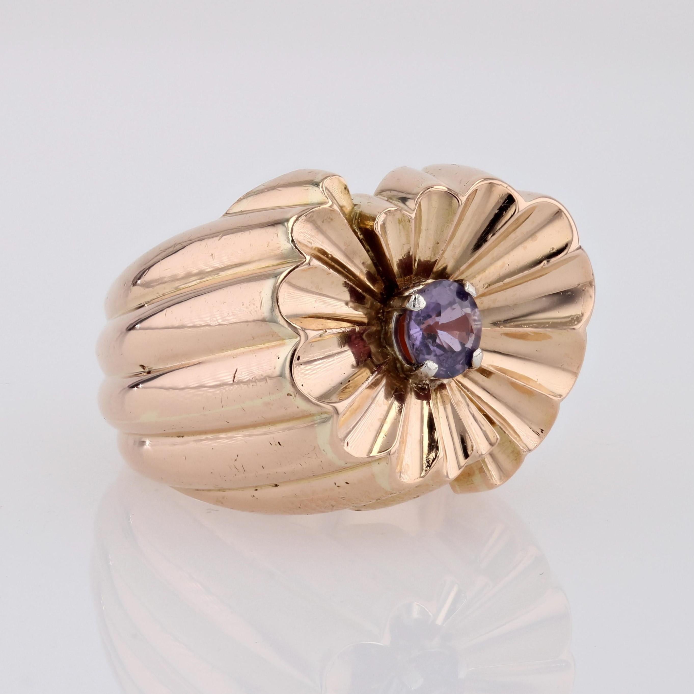 French 1950s Natural Purple Sapphire 18 Karat Yellow Gold Gadrooned Tank Ring For Sale 5
