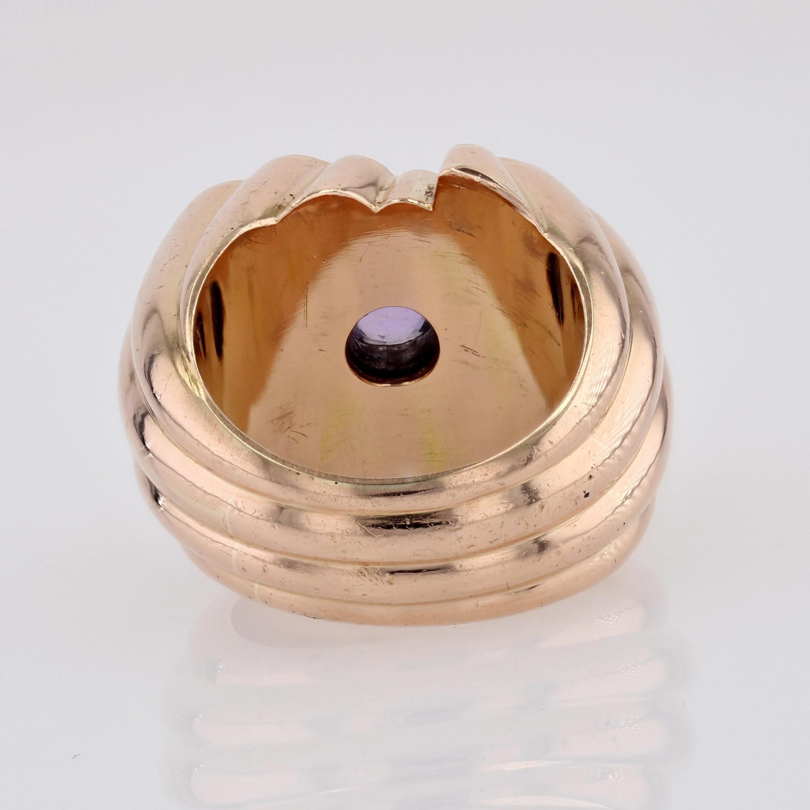 French 1950s Natural Purple Sapphire 18 Karat Yellow Gold Gadrooned Tank Ring For Sale 12