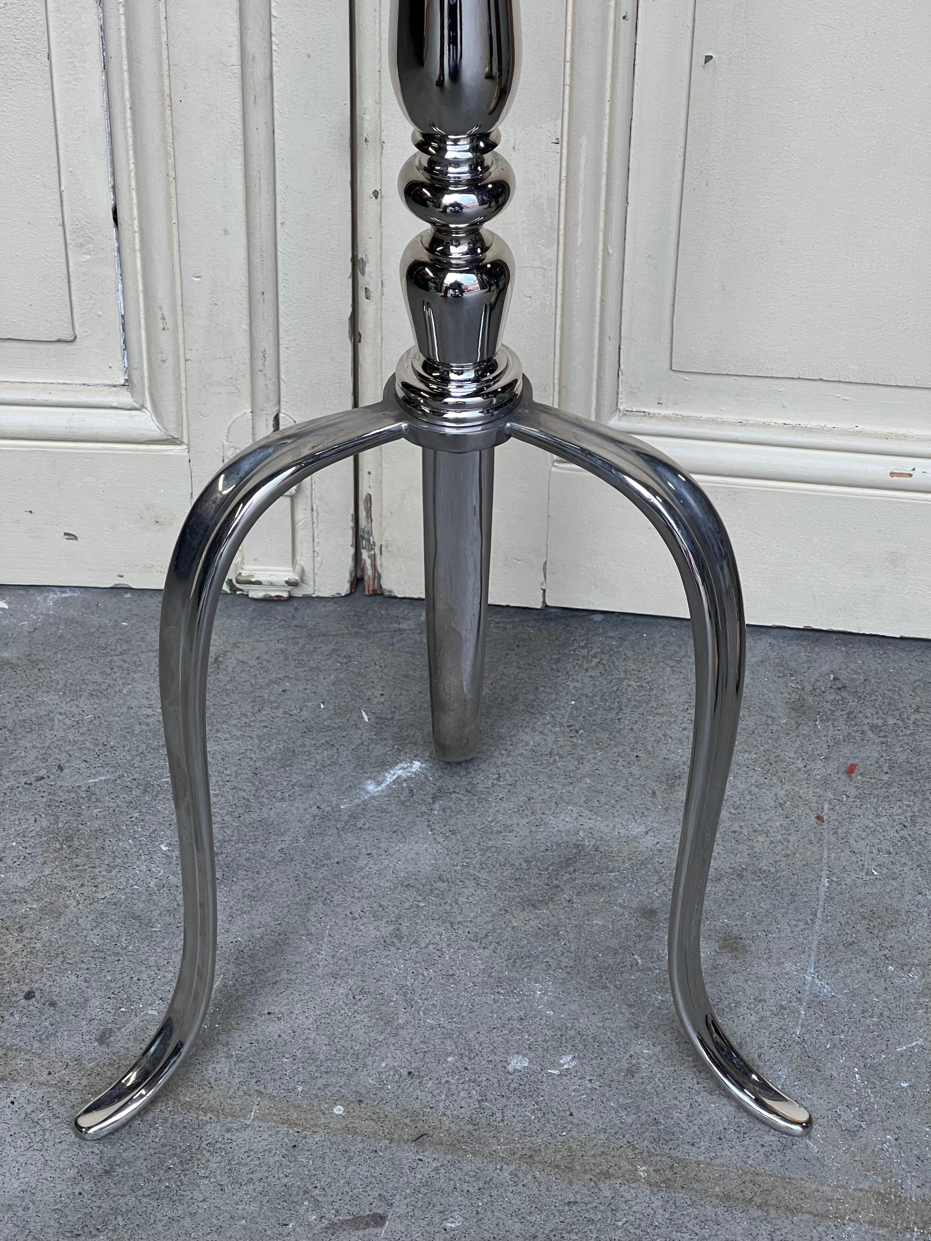 French 1950’s Nickel Plated Floor Lamp on a Tripod Case For Sale 2