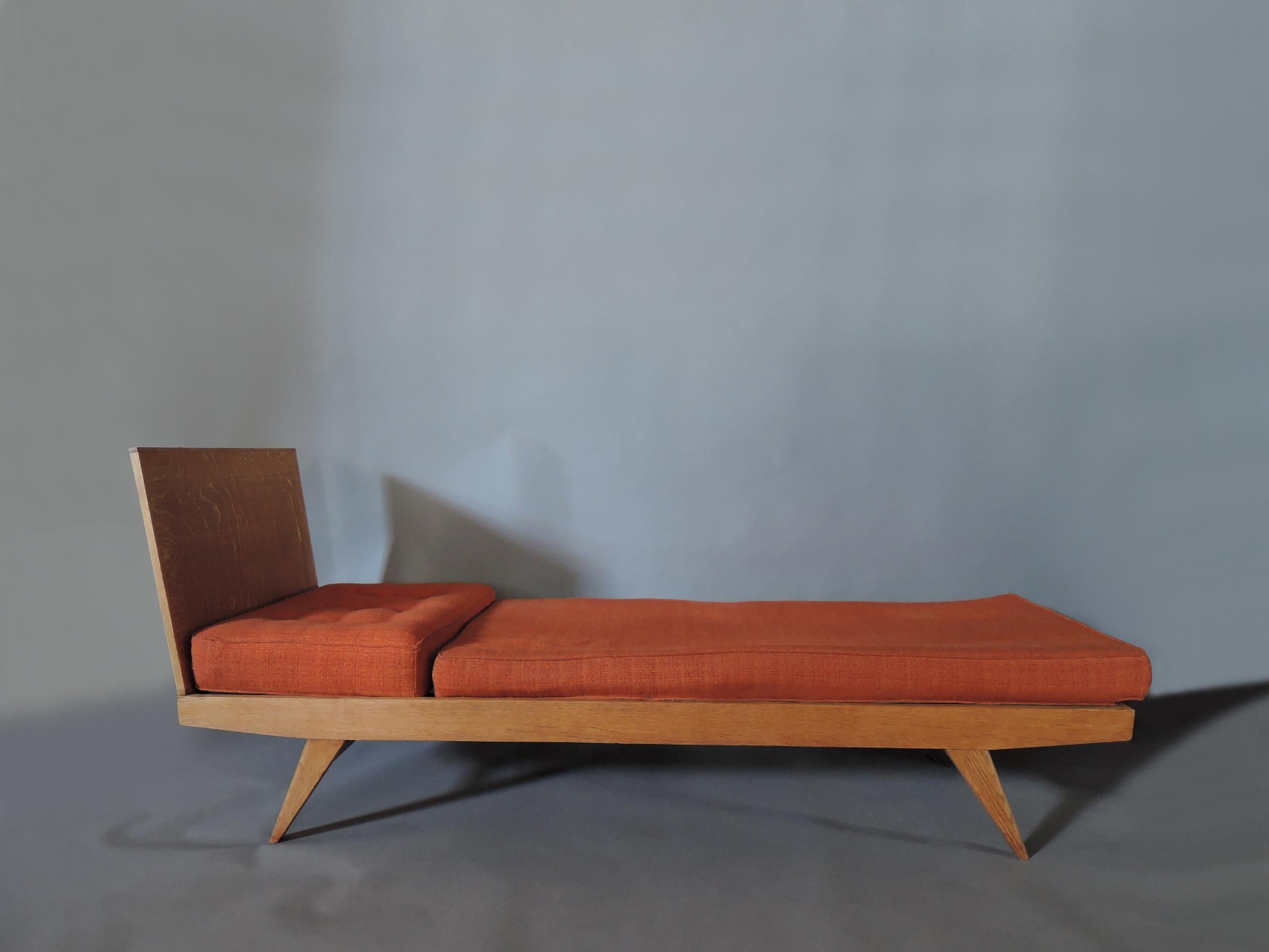 daybed banquette
