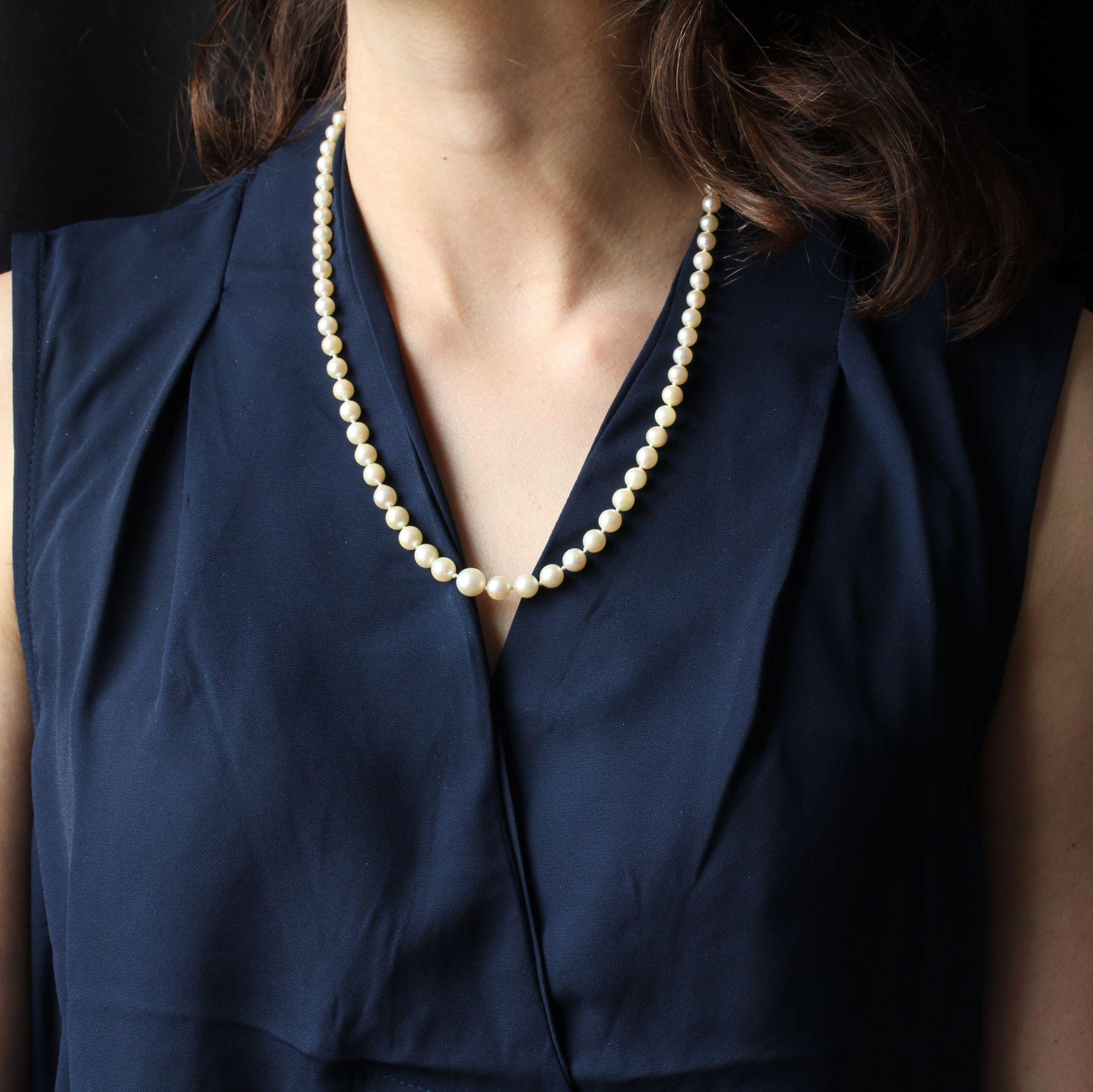 Französische 1950er Jahre Perle Creme Zuchtperle fallende Halskette im Angebot 2