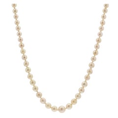 French 1950s Pearly Cream Cultured Pearl Falling Necklace