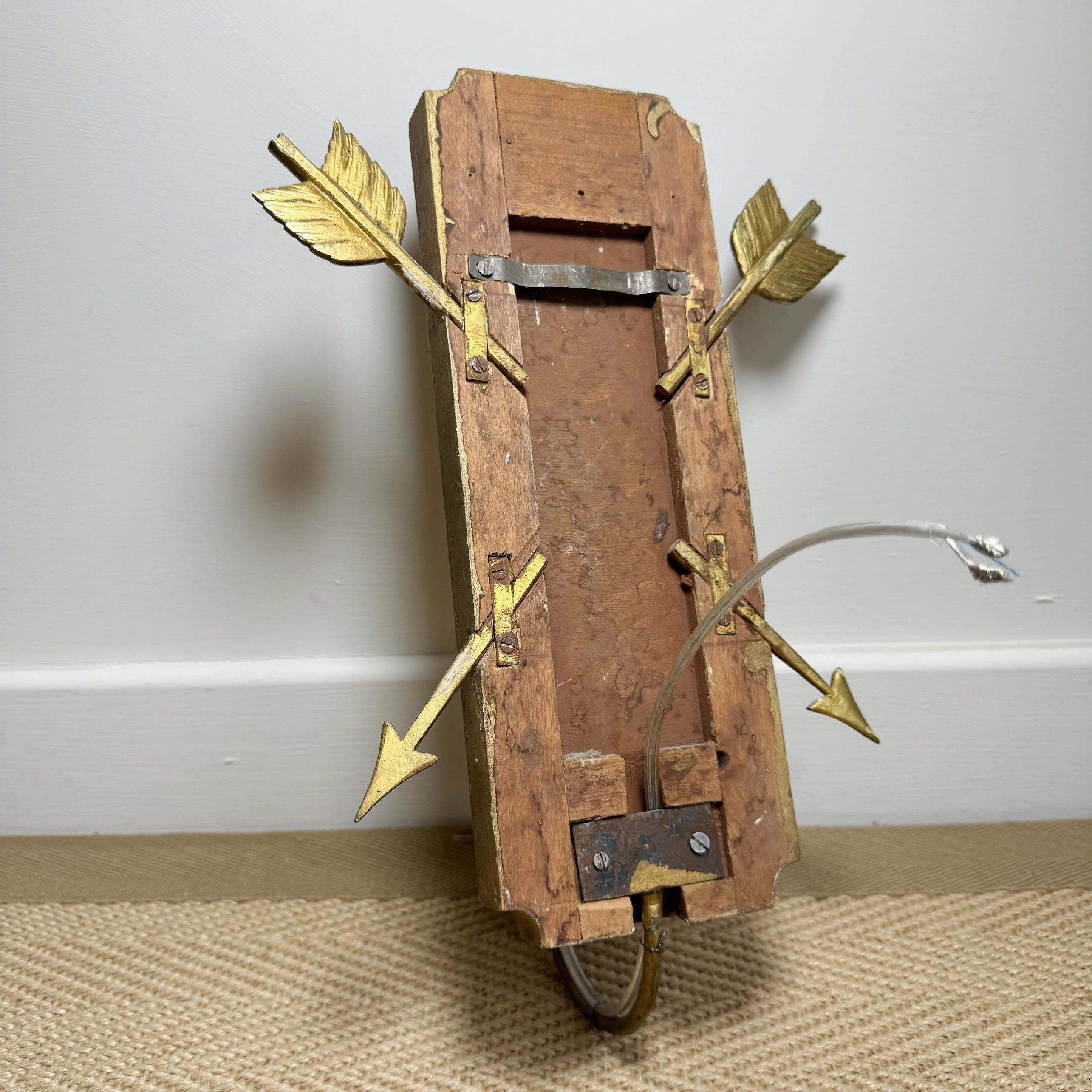 French 1950's Polychrome and Giltwood Mirrored Wall Light with Arrow Decoration For Sale 9