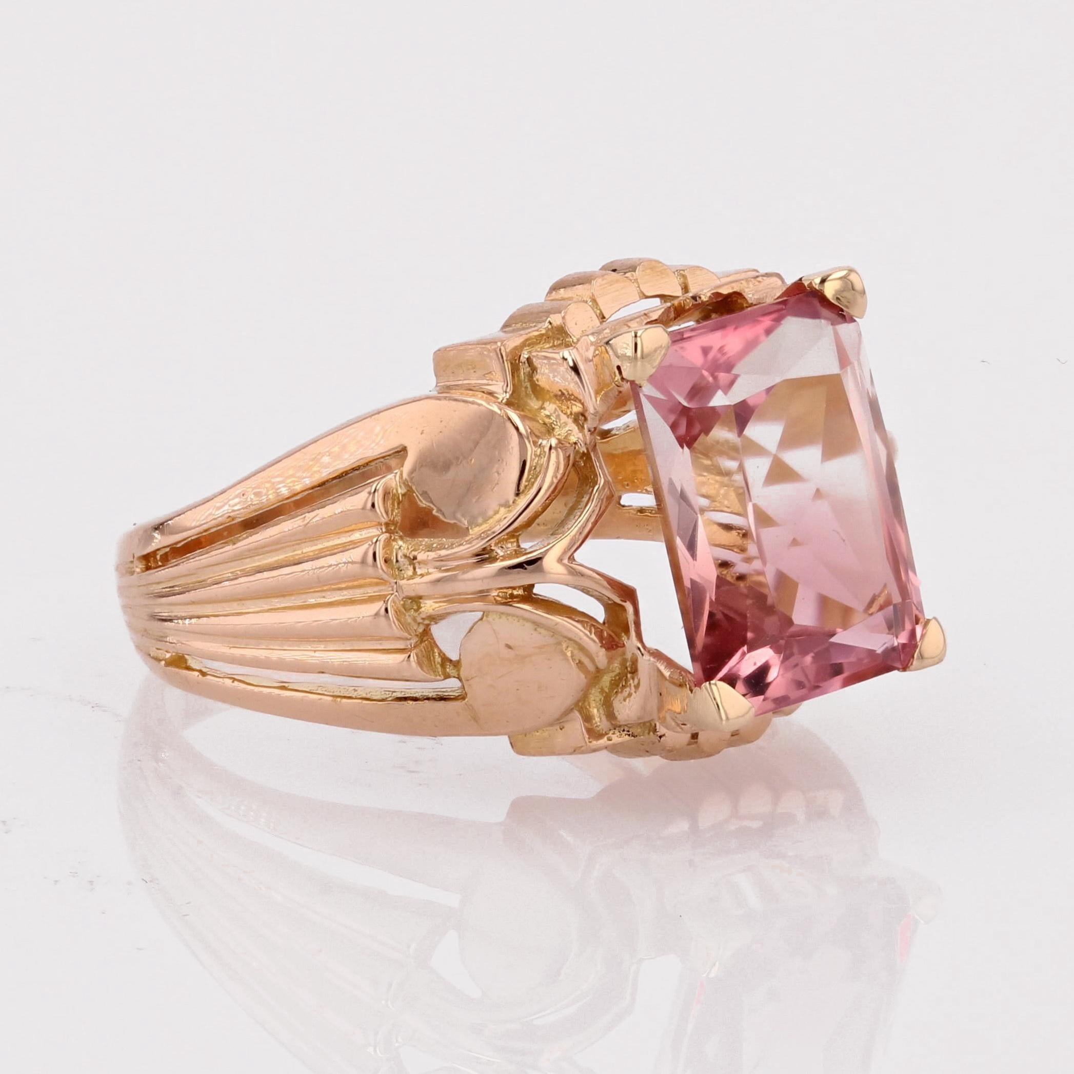 French 1950s Polychrome Tourmaline 18 Karat Rose Gold Ring For Sale 5