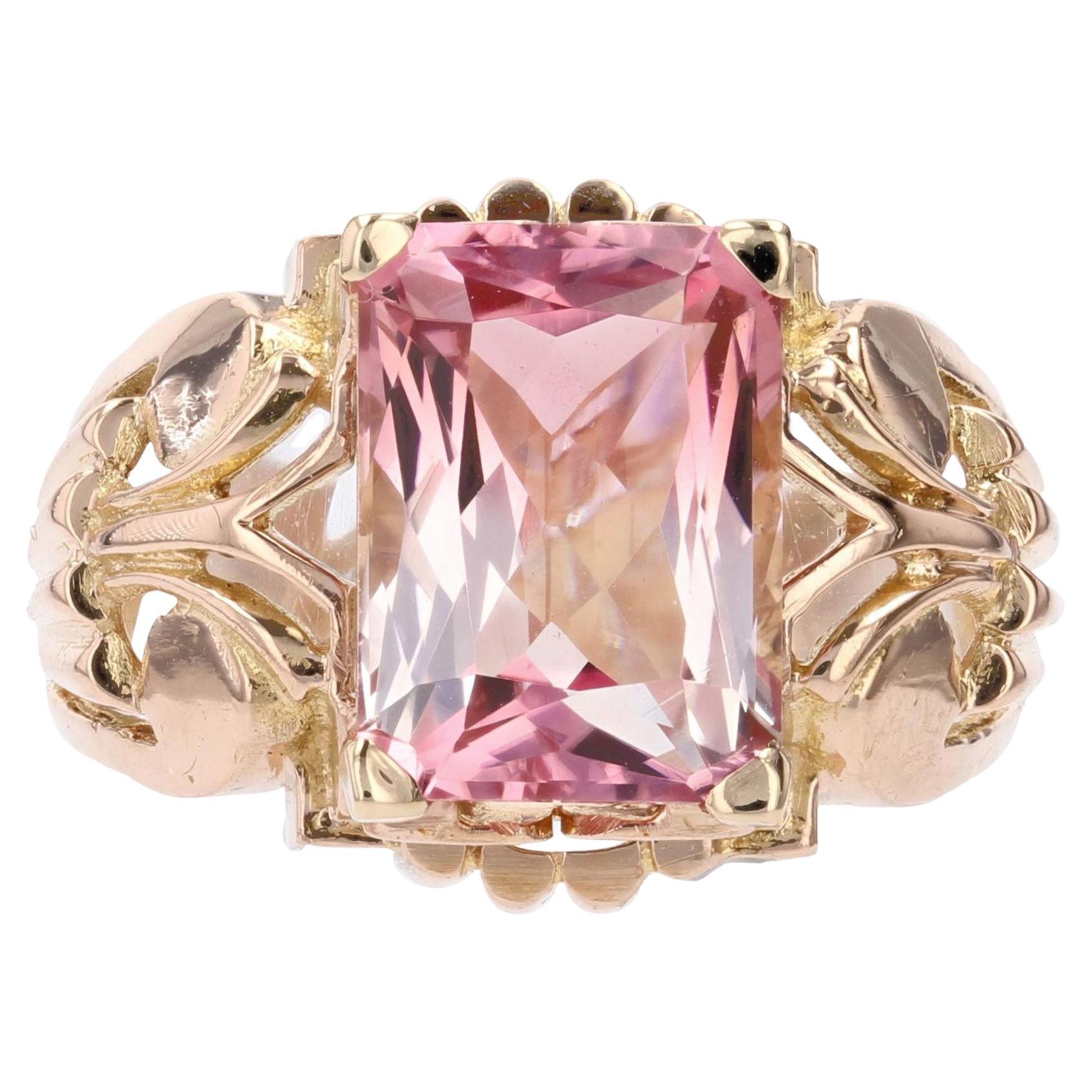 Anillo francés de oro rosa de 18 quilates con turmalina policromada de los años 50