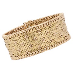 French 1950s Retro 18 Karat Yellow Gold Polish Mesh Bracelet